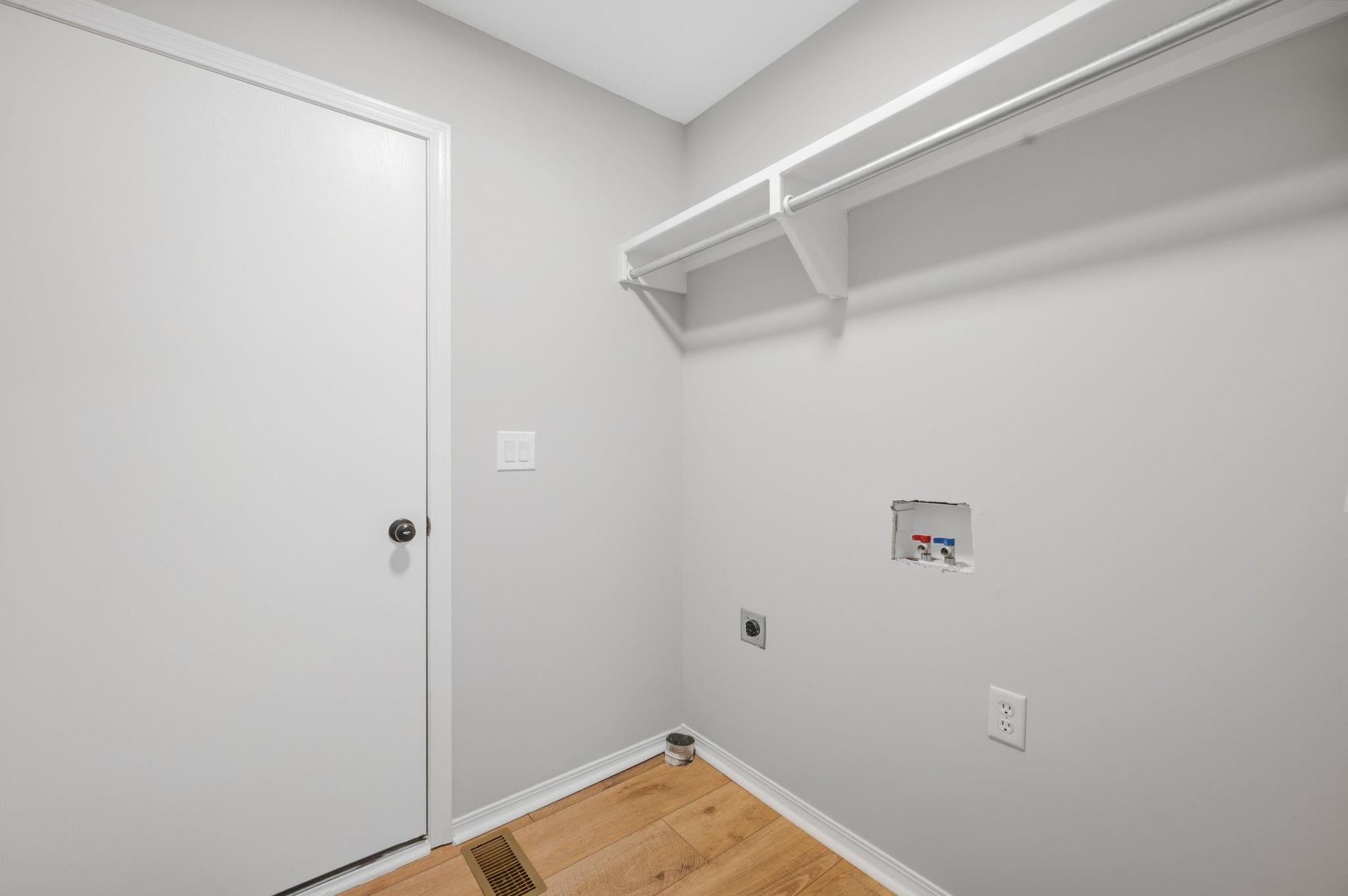1257 N Seasons St Property Photo 17
