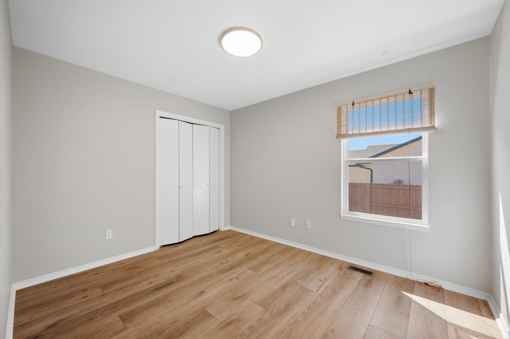 1257 N Seasons St Property Photo 19