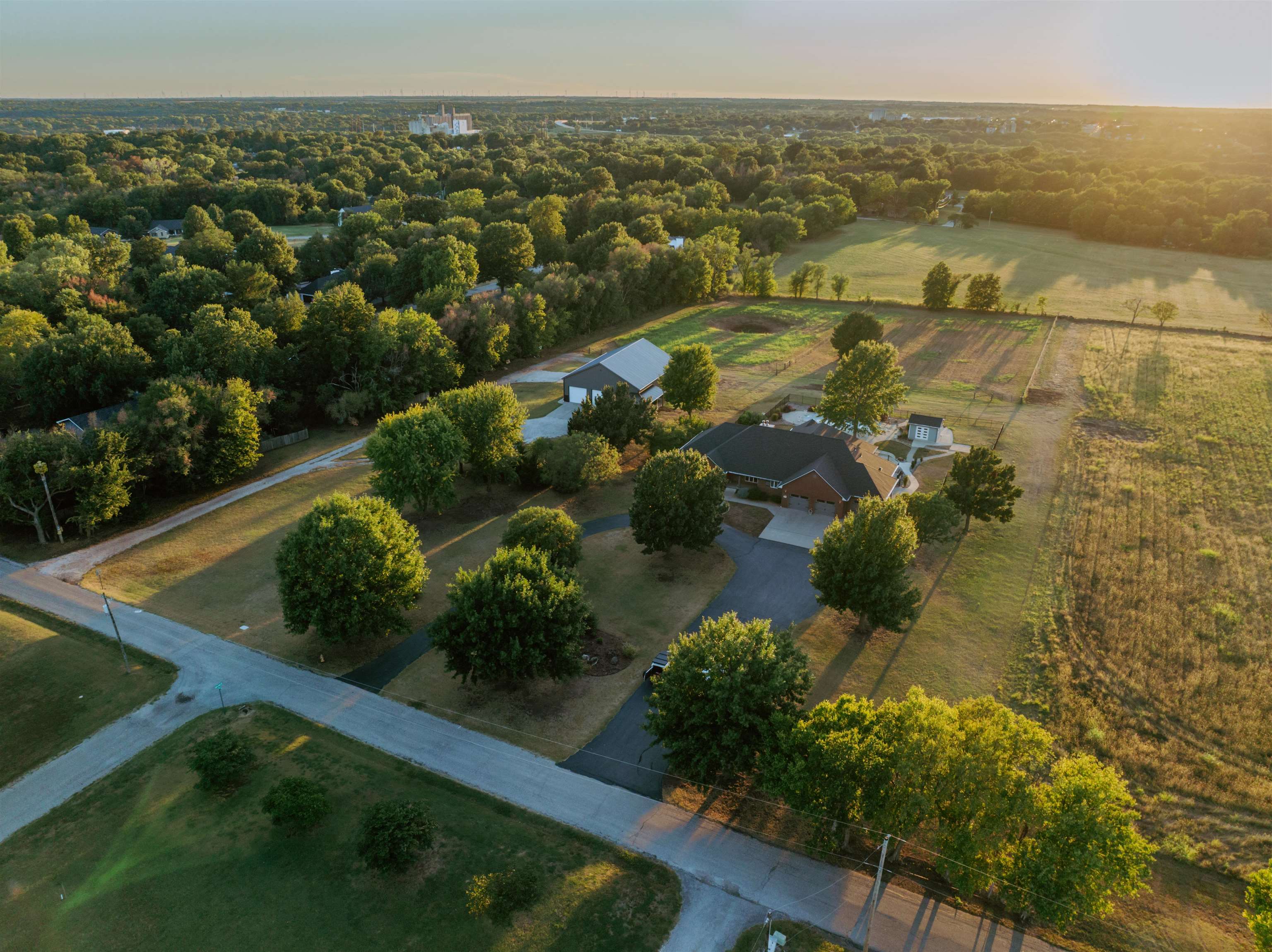 129 Springgate Property Photo 1