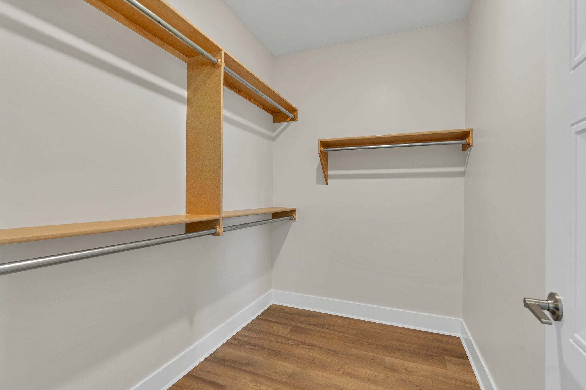 5854 Central Park Court Property Photo 18