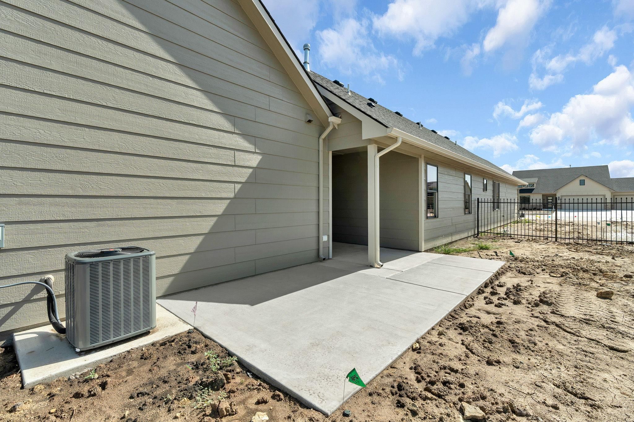 5854 Central Park Court Property Photo 23