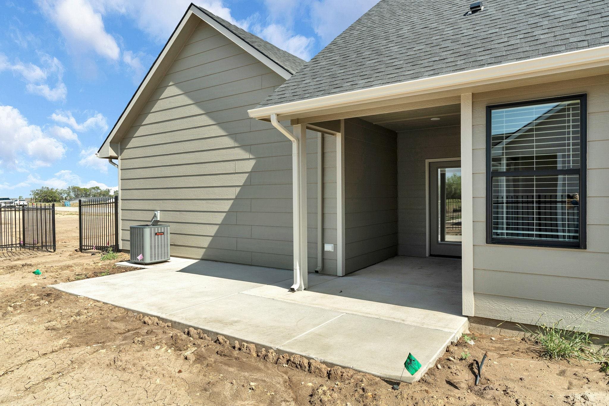 5854 Central Park Court Property Photo 32