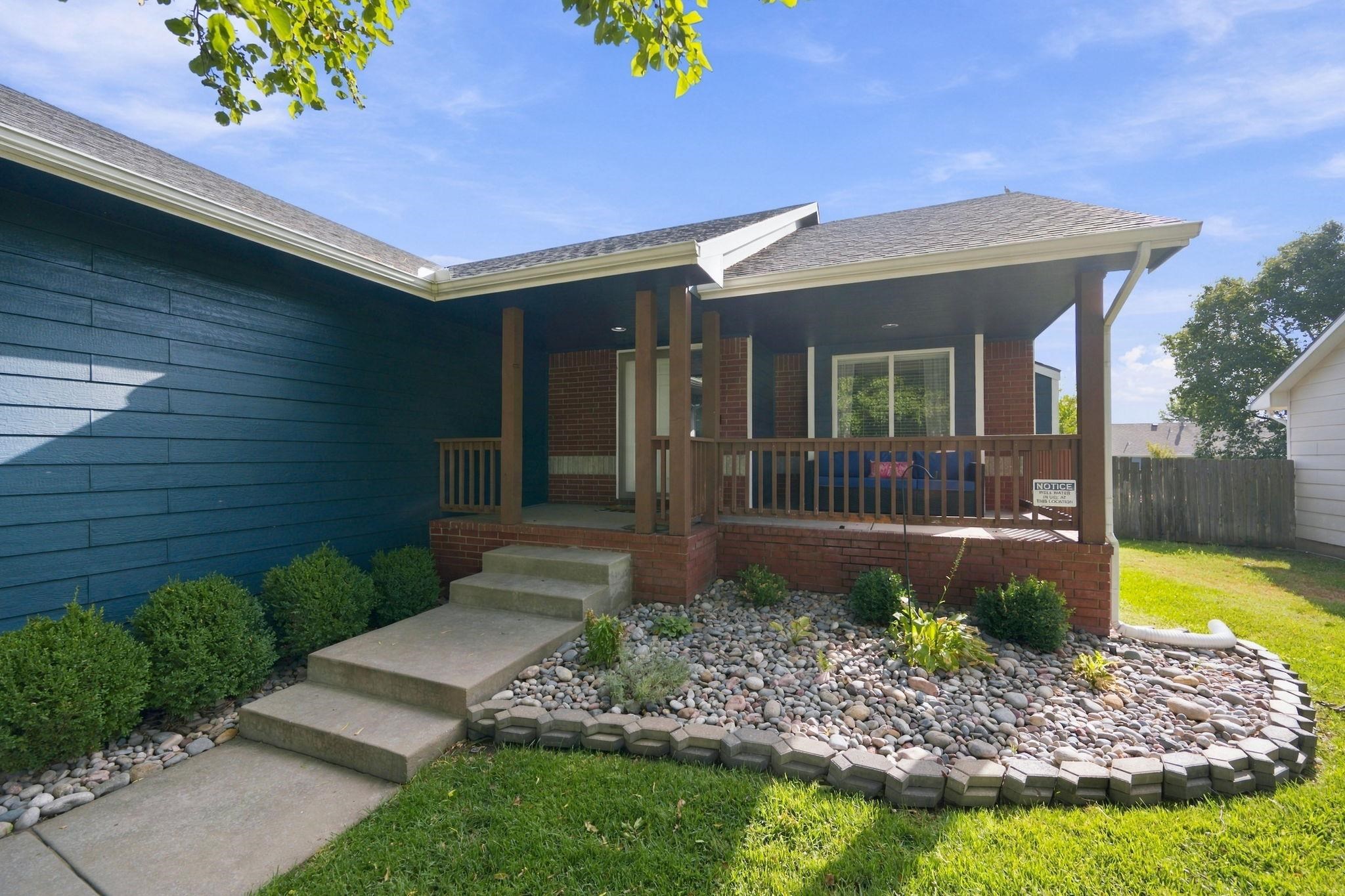 2542 N Shefford Ct. Property Photo 2