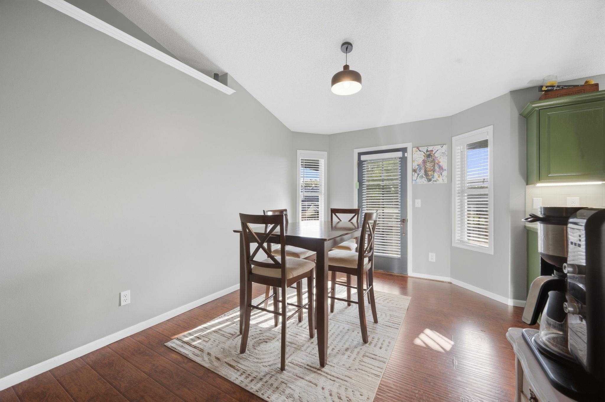 2542 N Shefford Ct. Property Photo 7