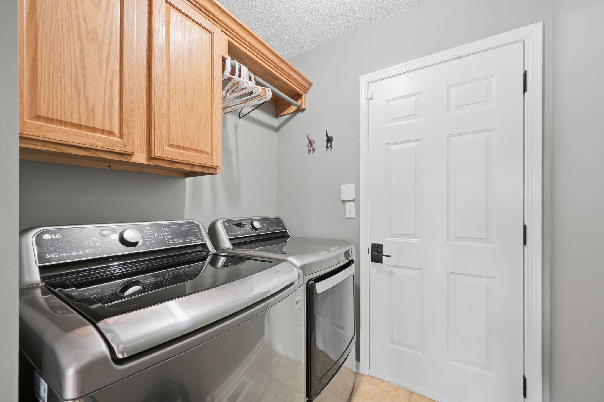 2542 N Shefford Ct. Property Photo 18