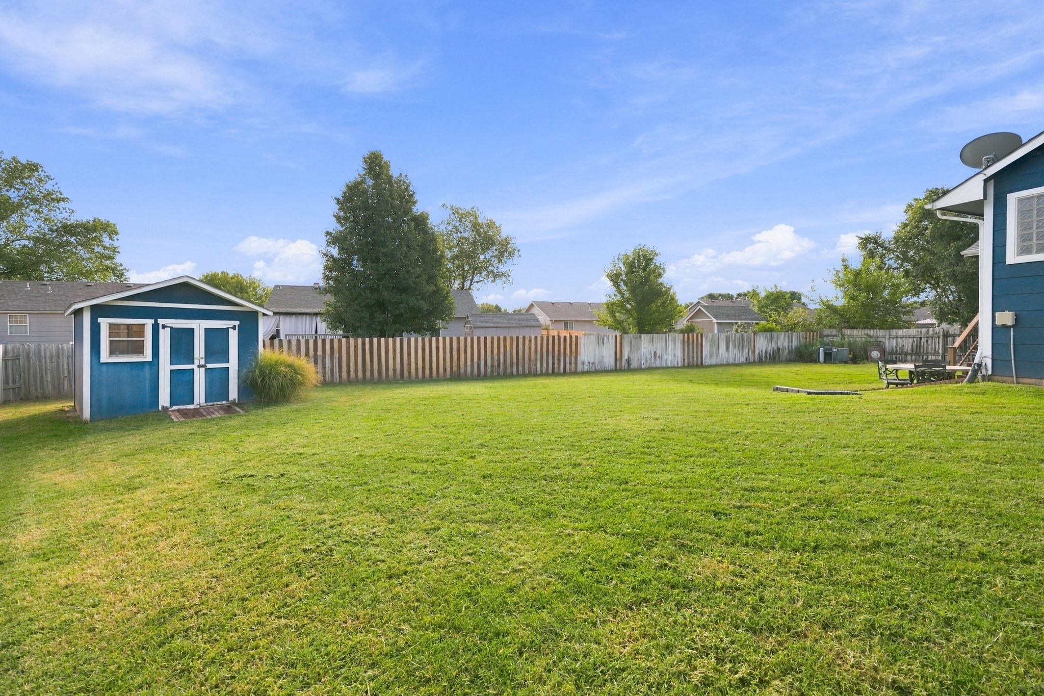 2542 N Shefford Ct. Property Photo 35