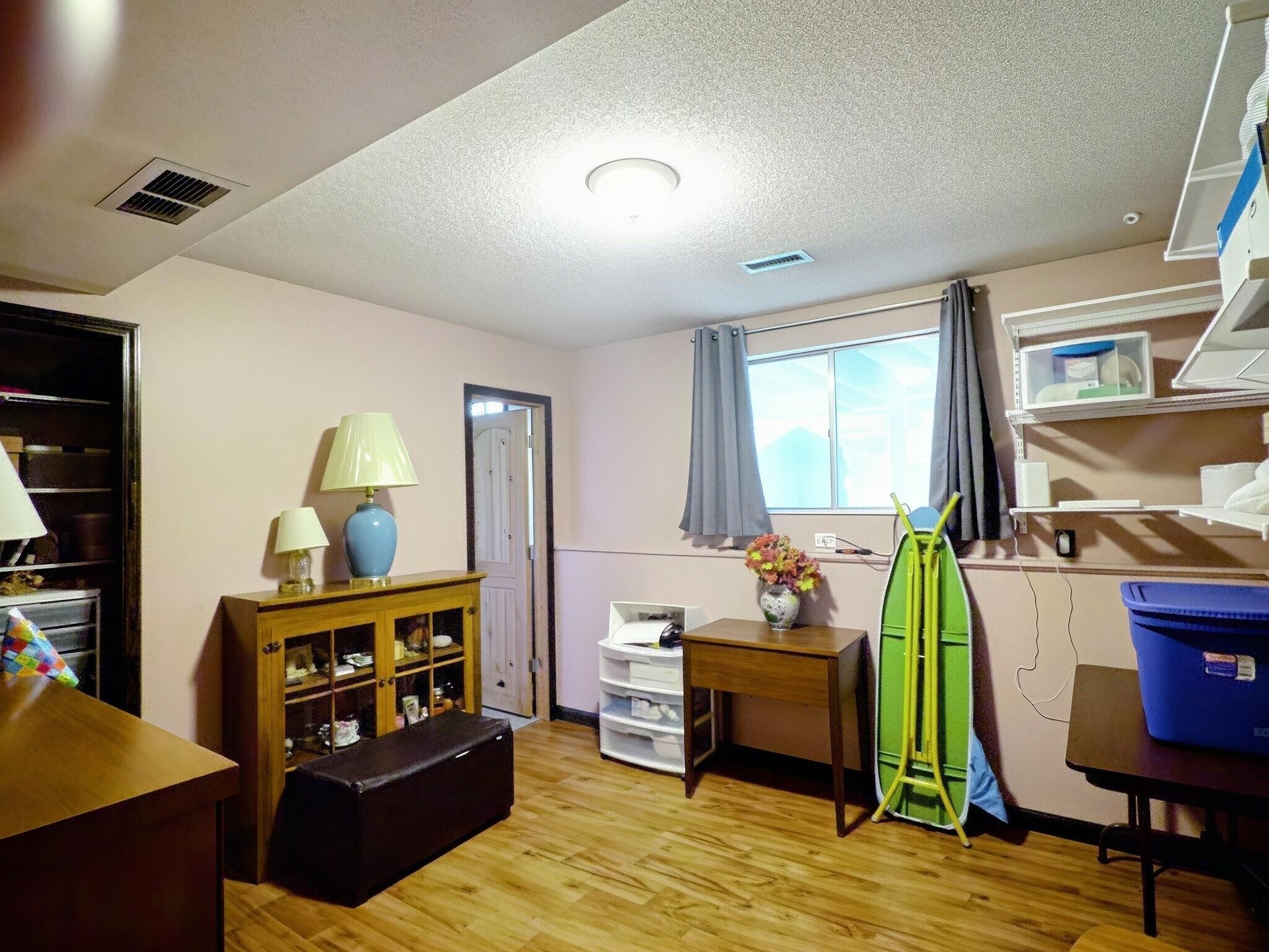 920 Cherry Hills Drive Property Photo 17