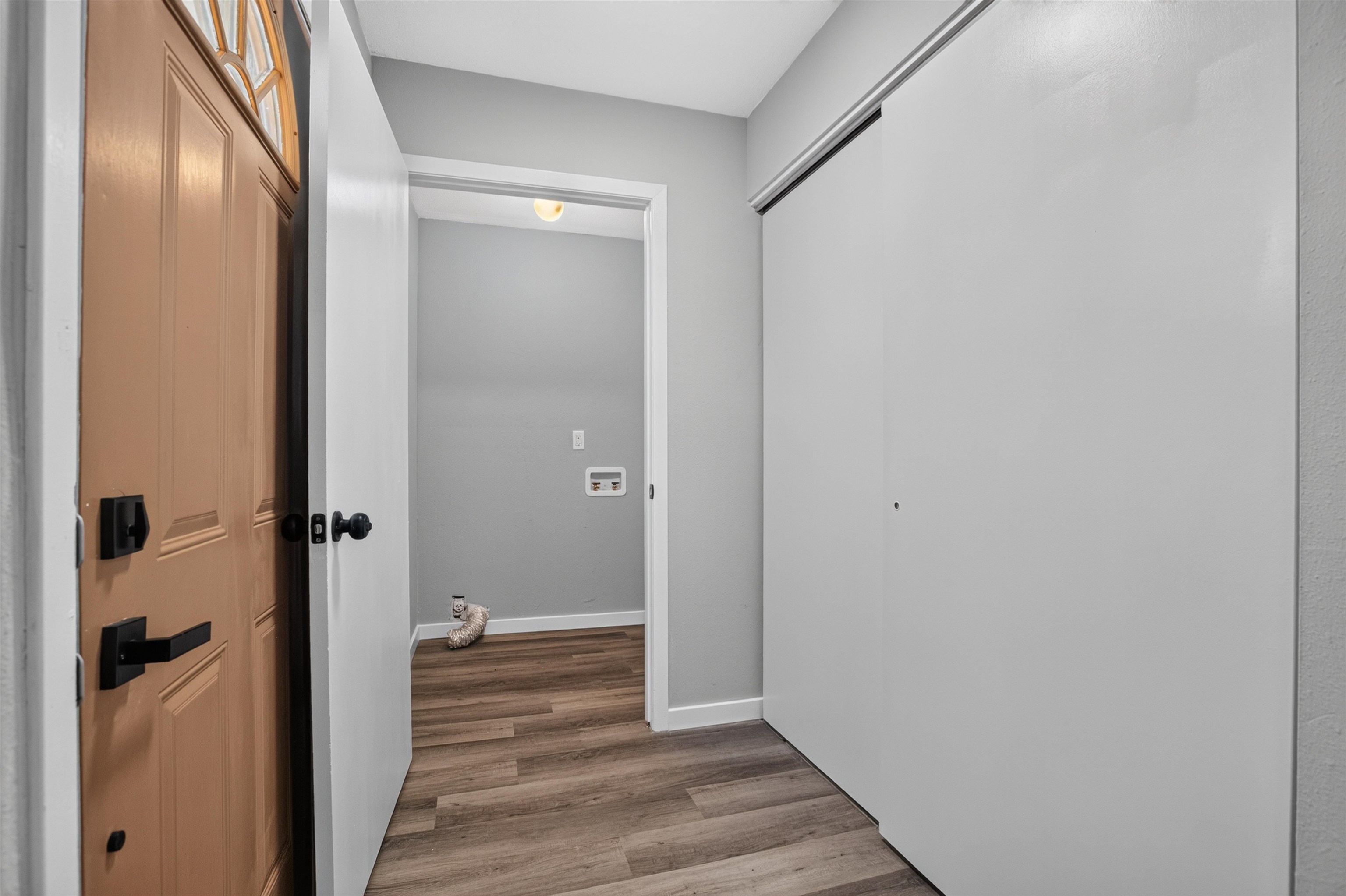 828 N Poplar Property Photo 3