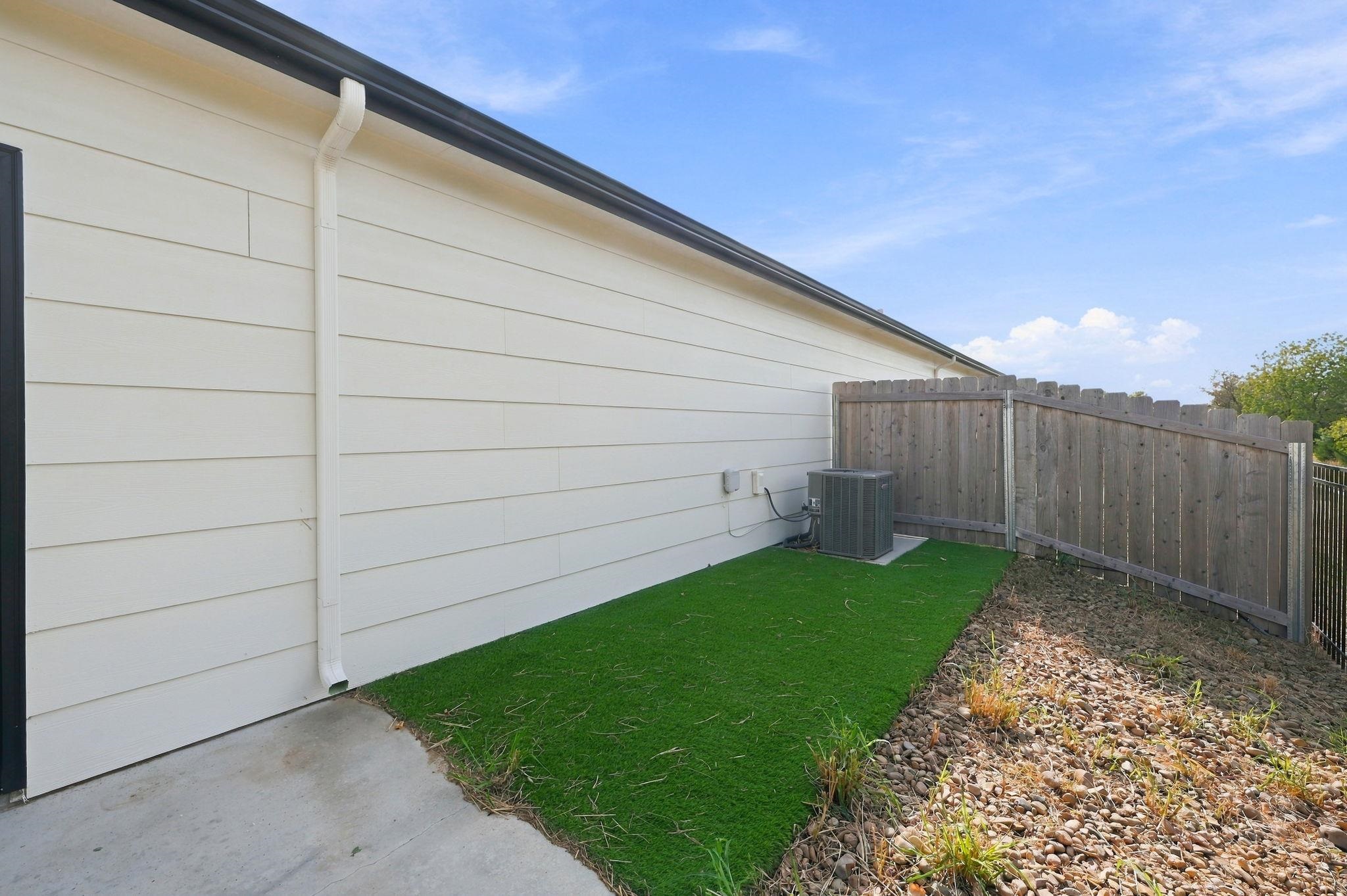 474 E Harper St Property Photo 21