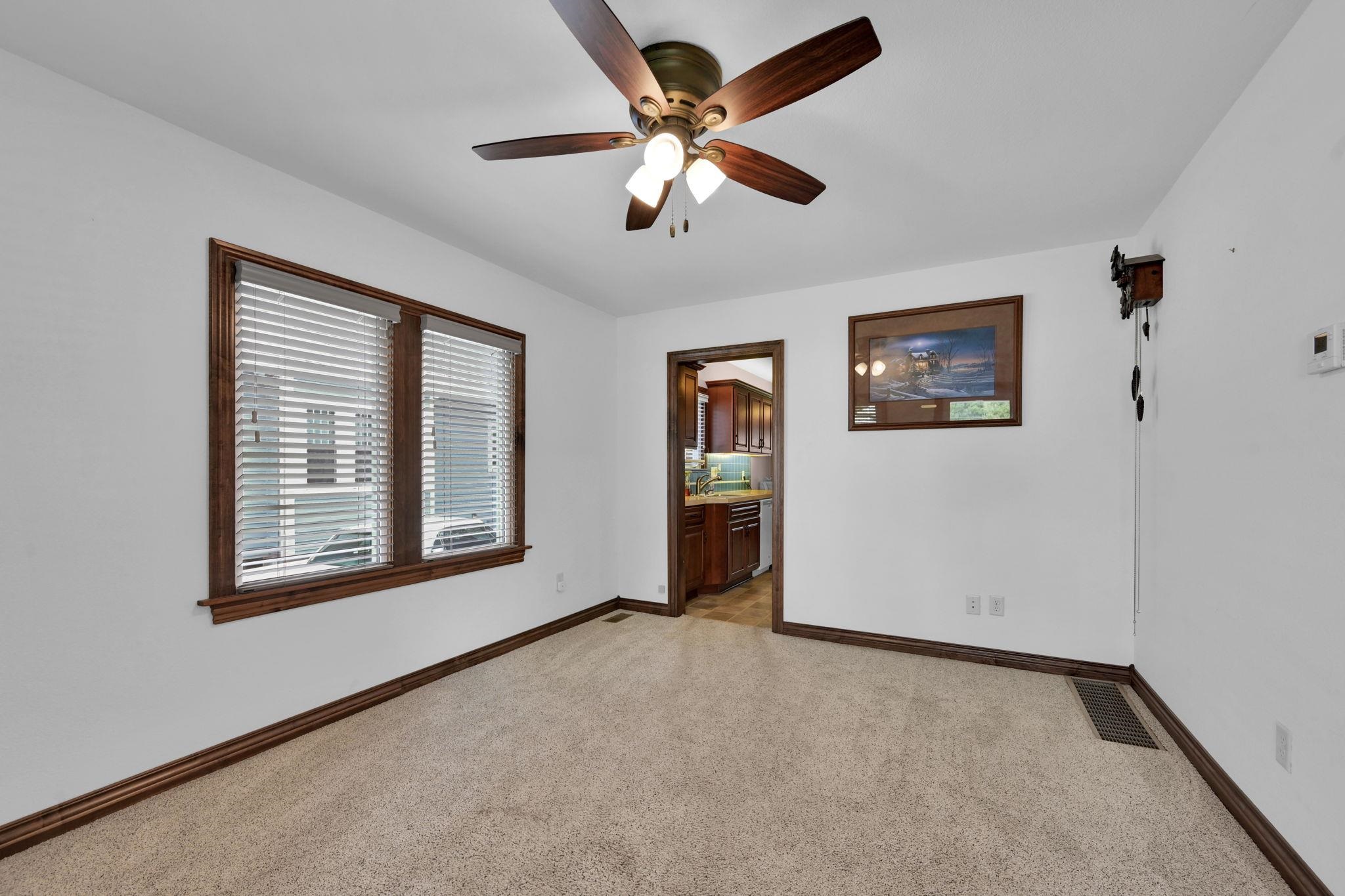 220 N Athenian Ave Property Photo 6