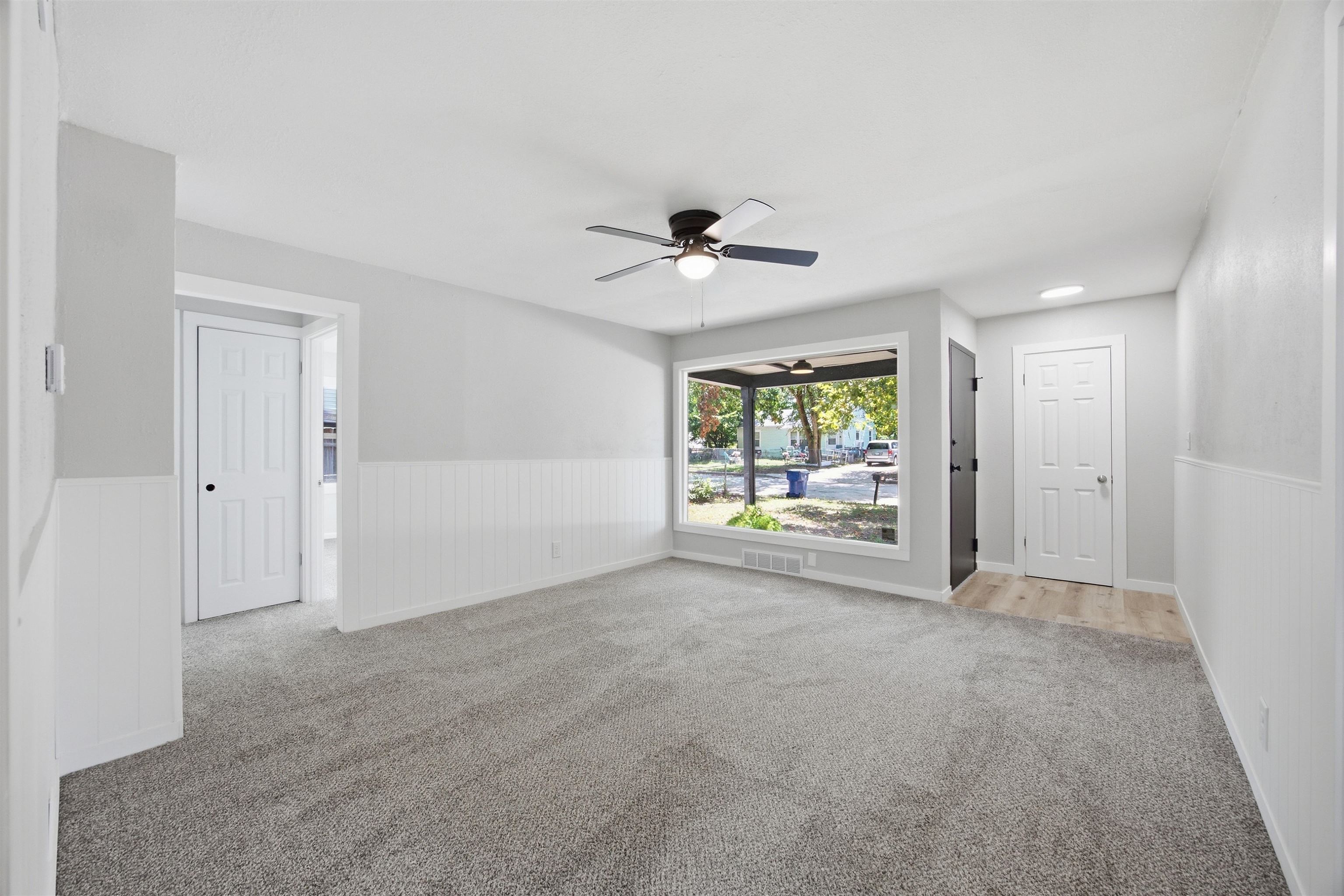 2522 E Audrey St Property Photo 6