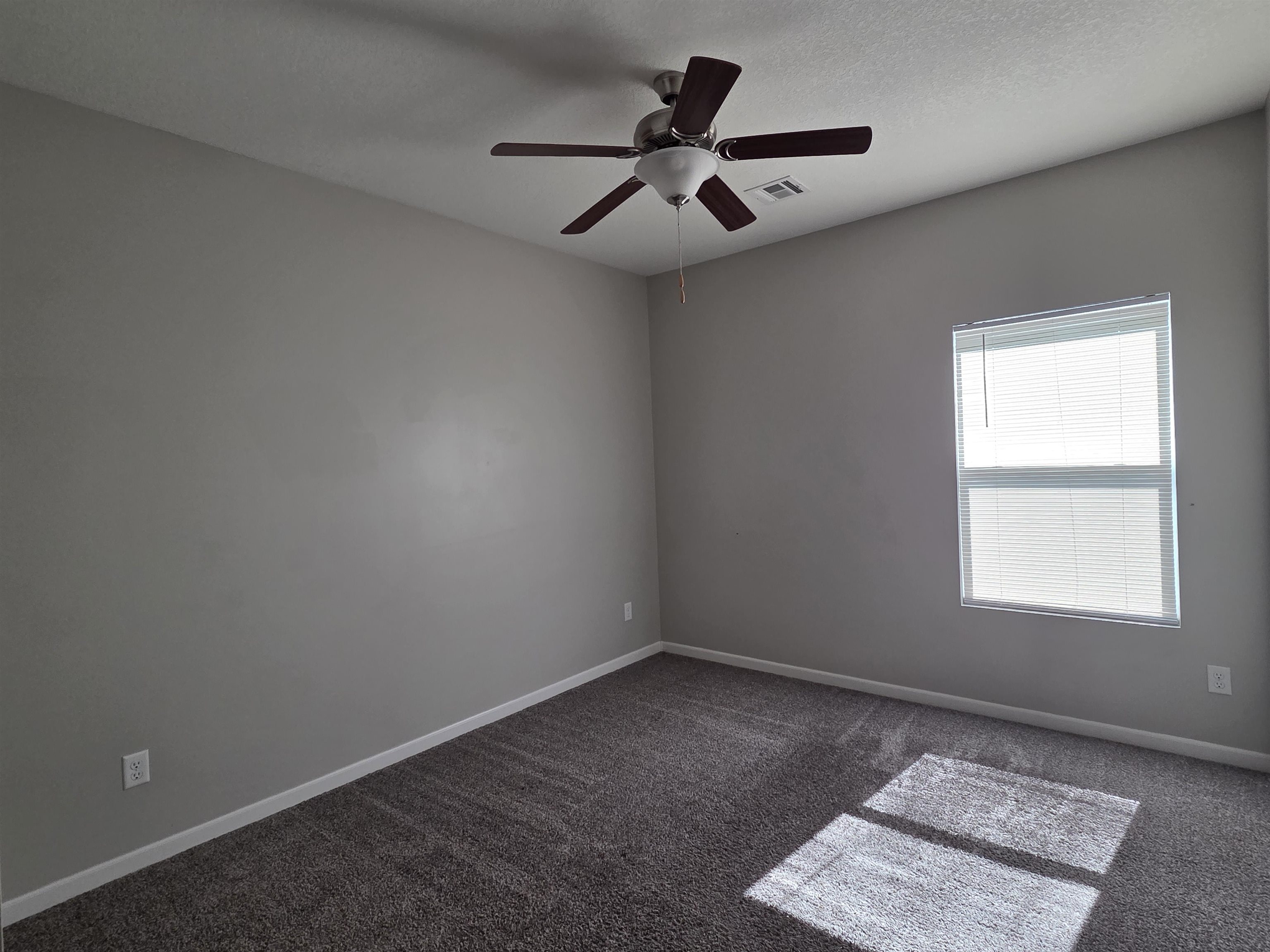614 N Grandstone Property Photo 18