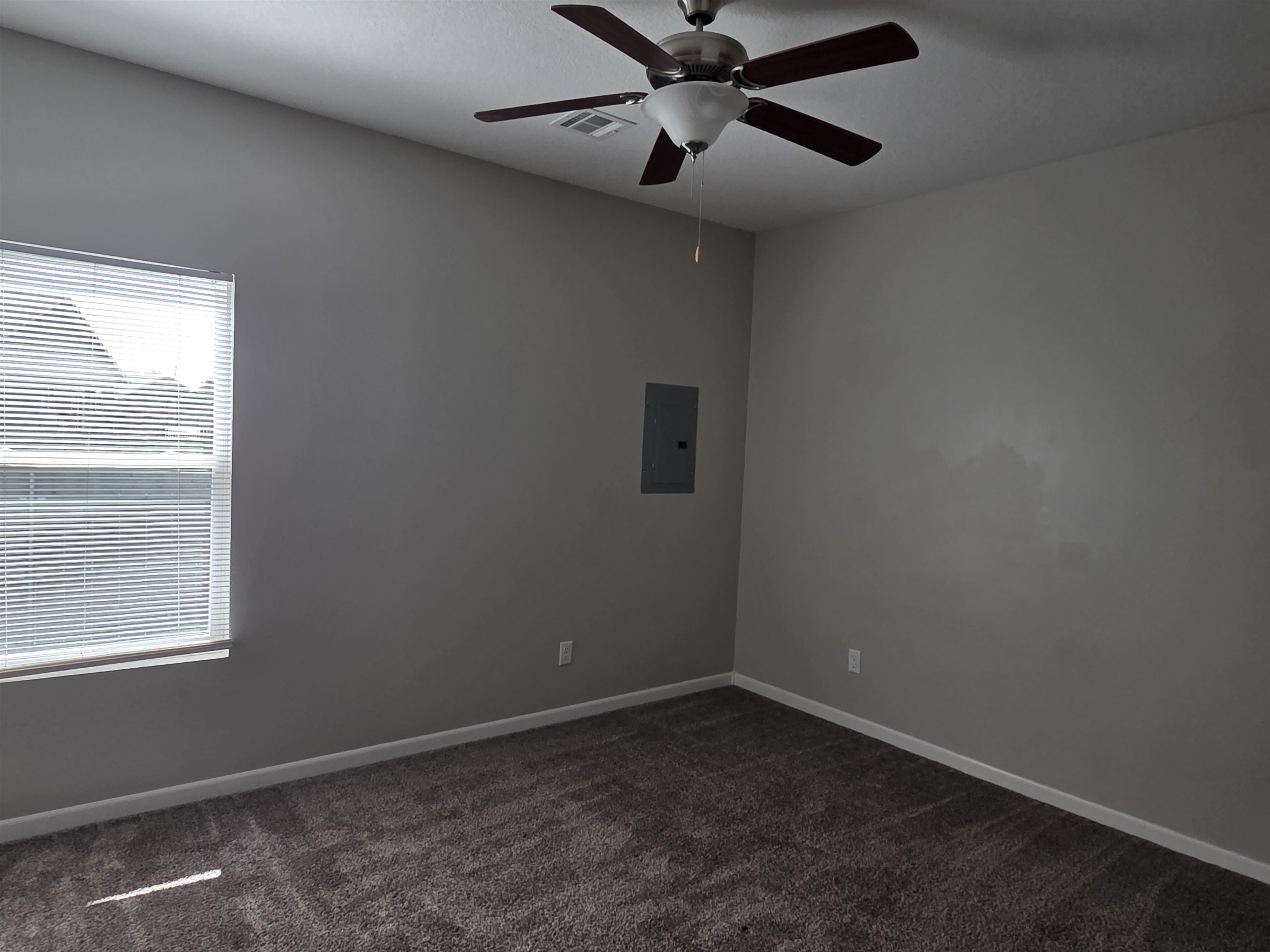 614 N Grandstone Property Photo 19