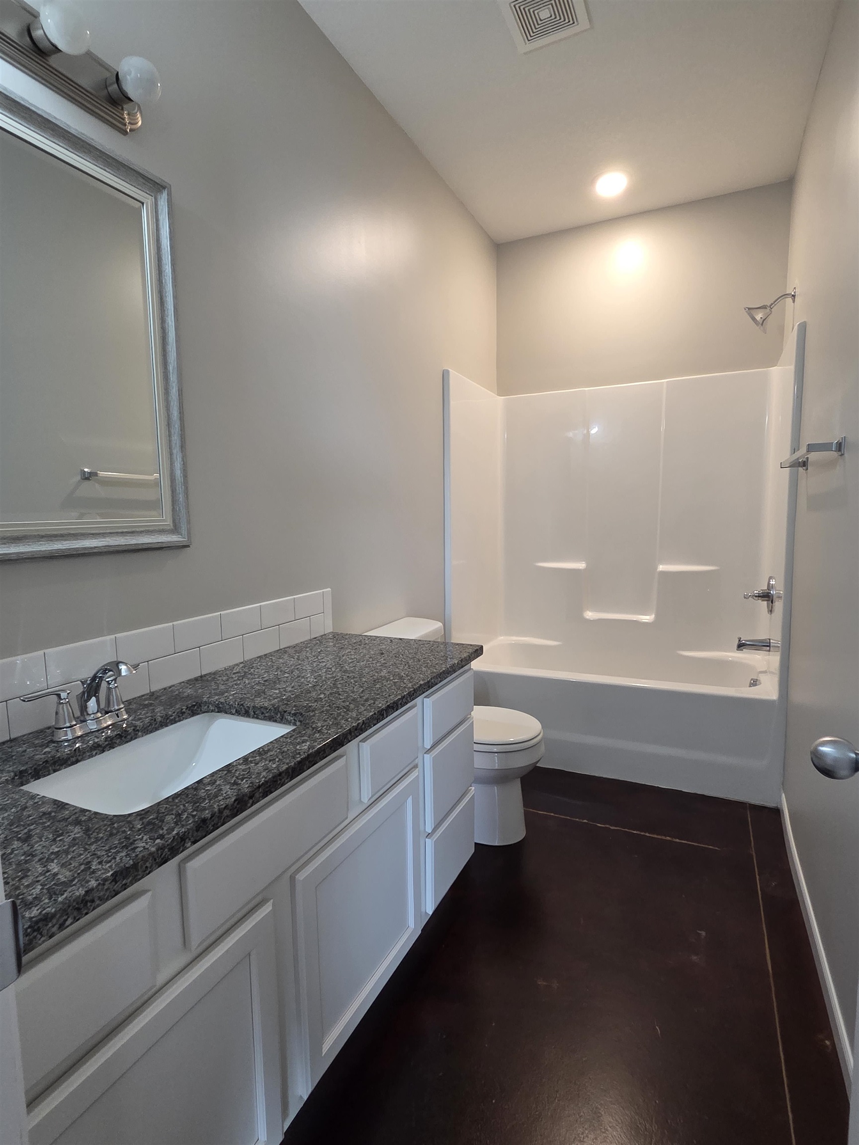 614 N Grandstone Property Photo 21