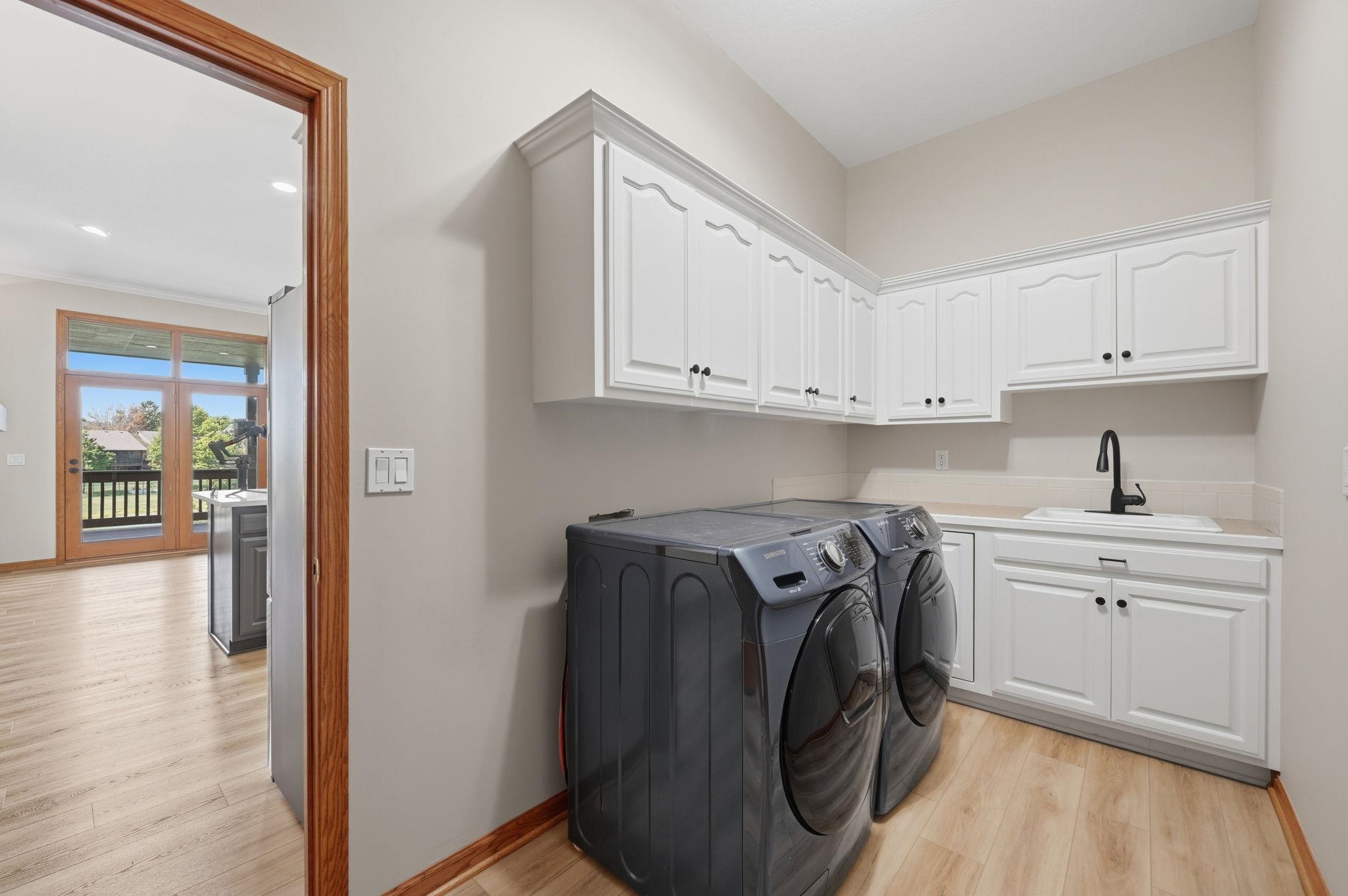 1017 N Cedar Park Cir Property Photo 17