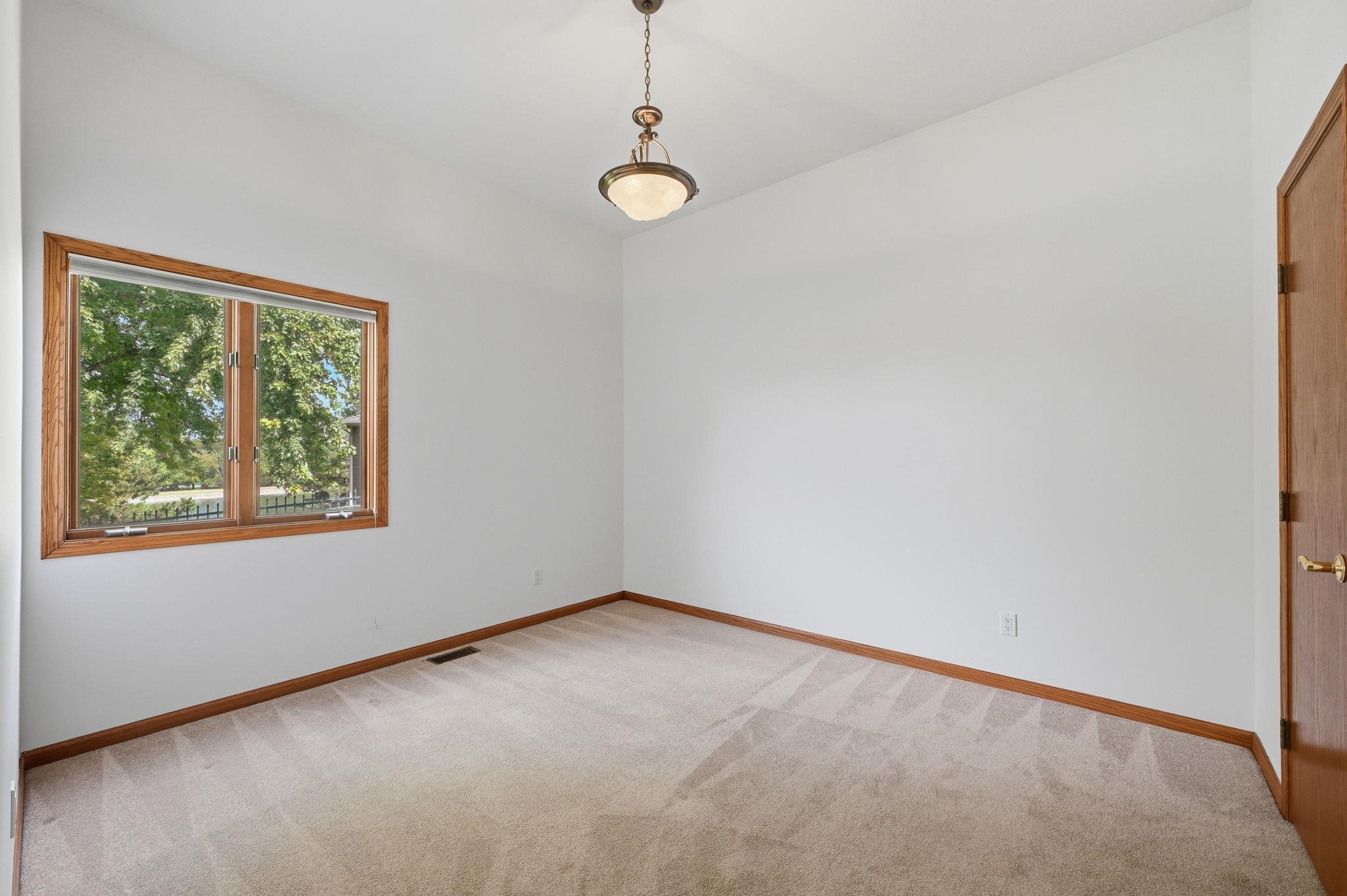1017 N Cedar Park Cir Property Photo 20