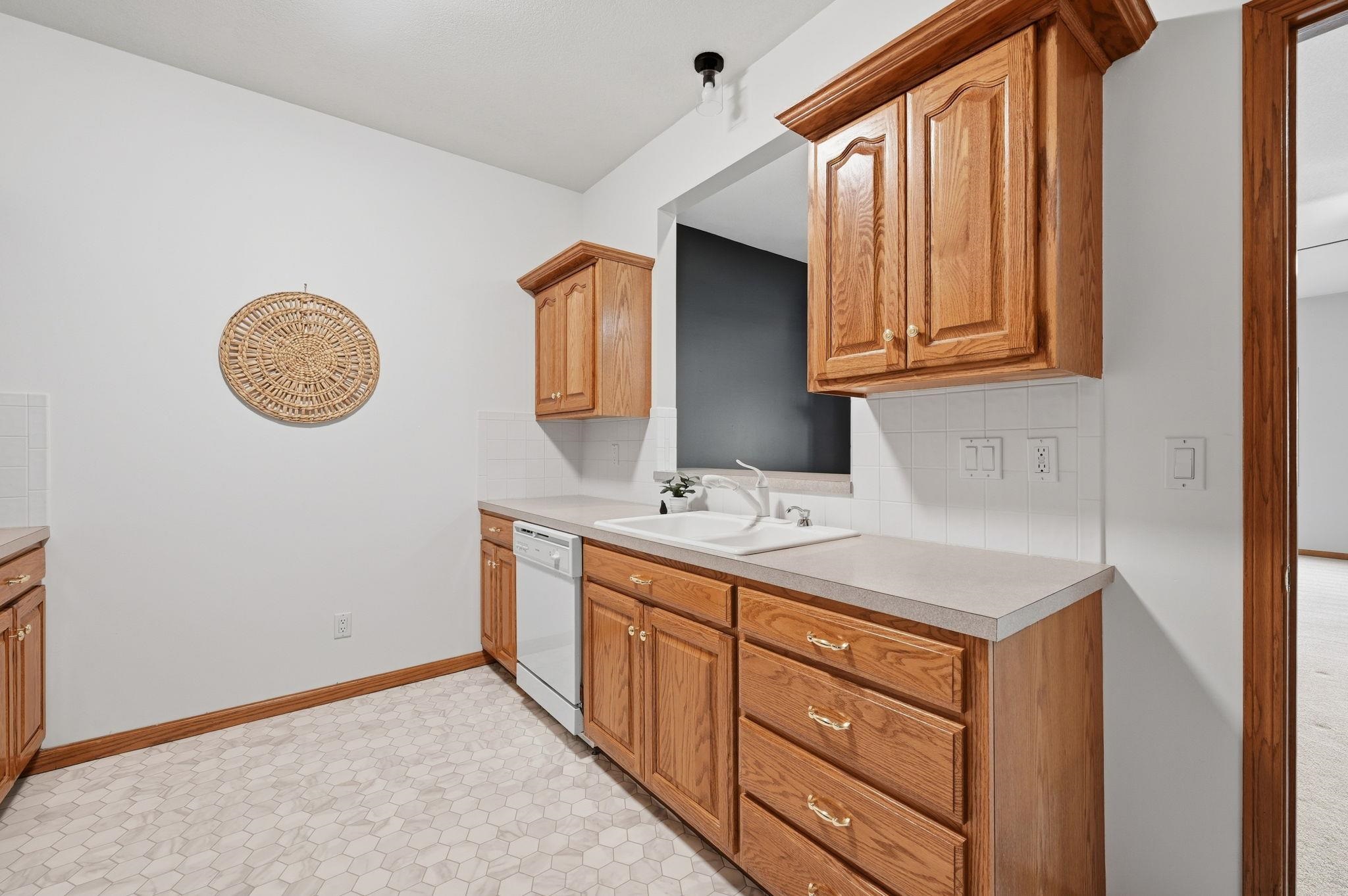 1017 N Cedar Park Cir Property Photo 26