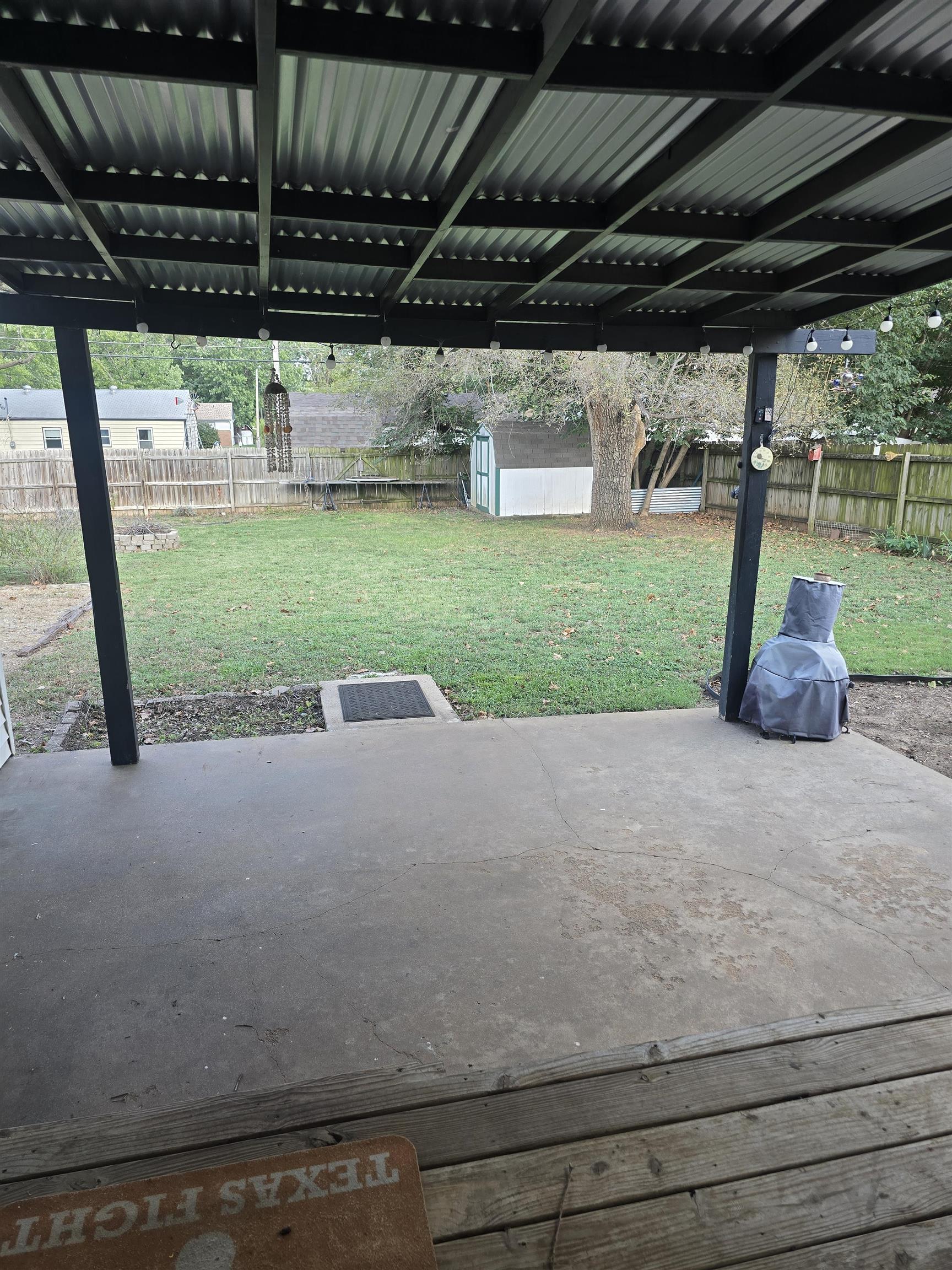 410 S Sunset Property Photo 4