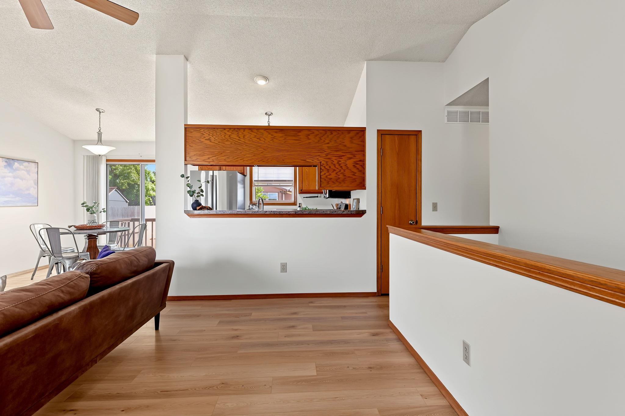 5823 W Kemper St Property Photo 5