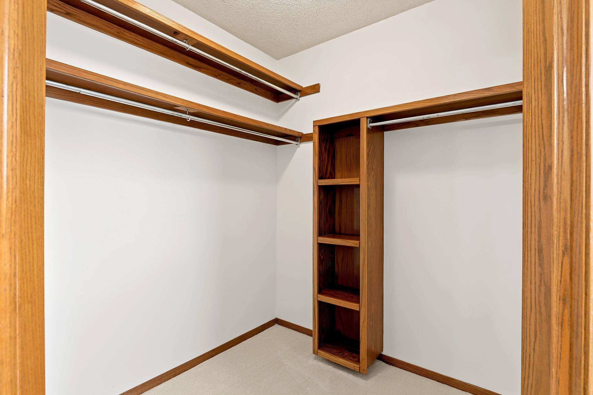 5823 W Kemper St Property Photo 22