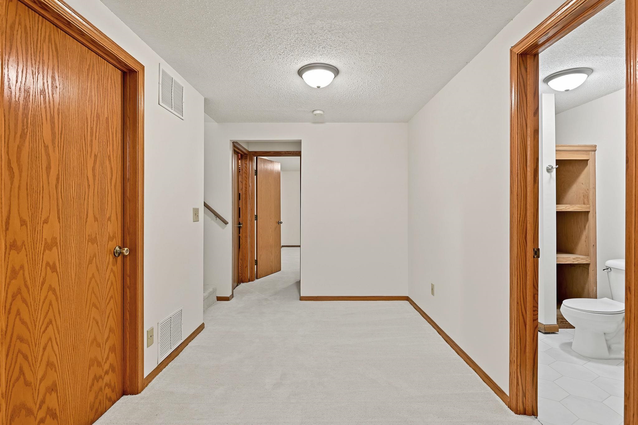 5823 W Kemper St Property Photo 25