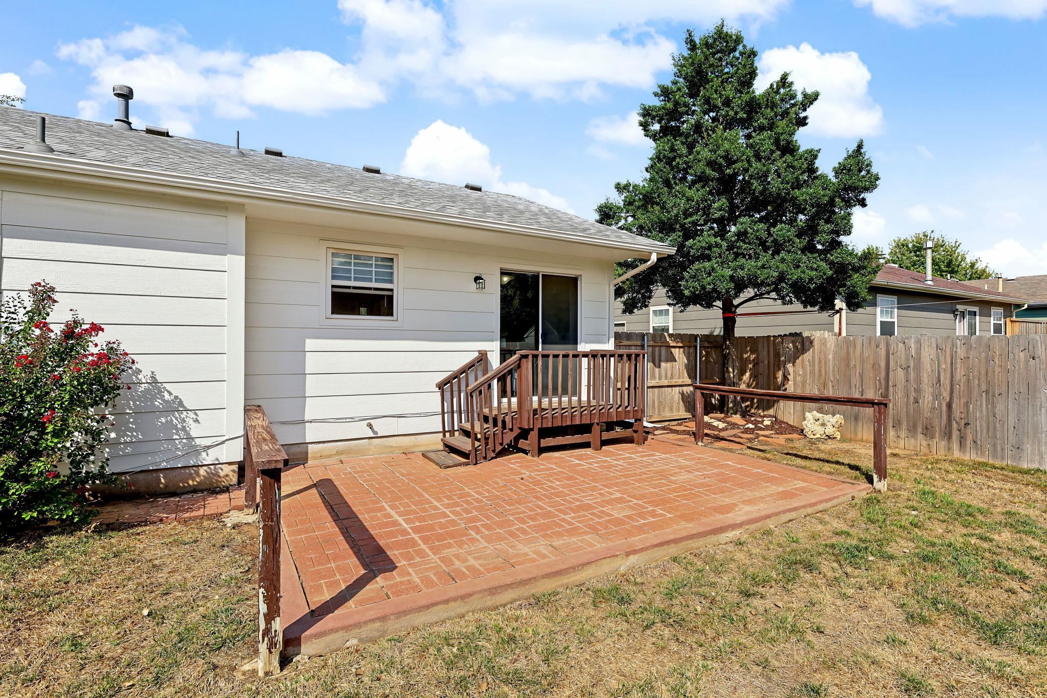 5823 W Kemper St Property Photo 31