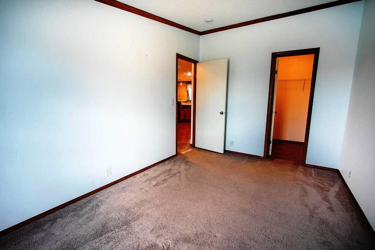 1188 150th Property Photo 16