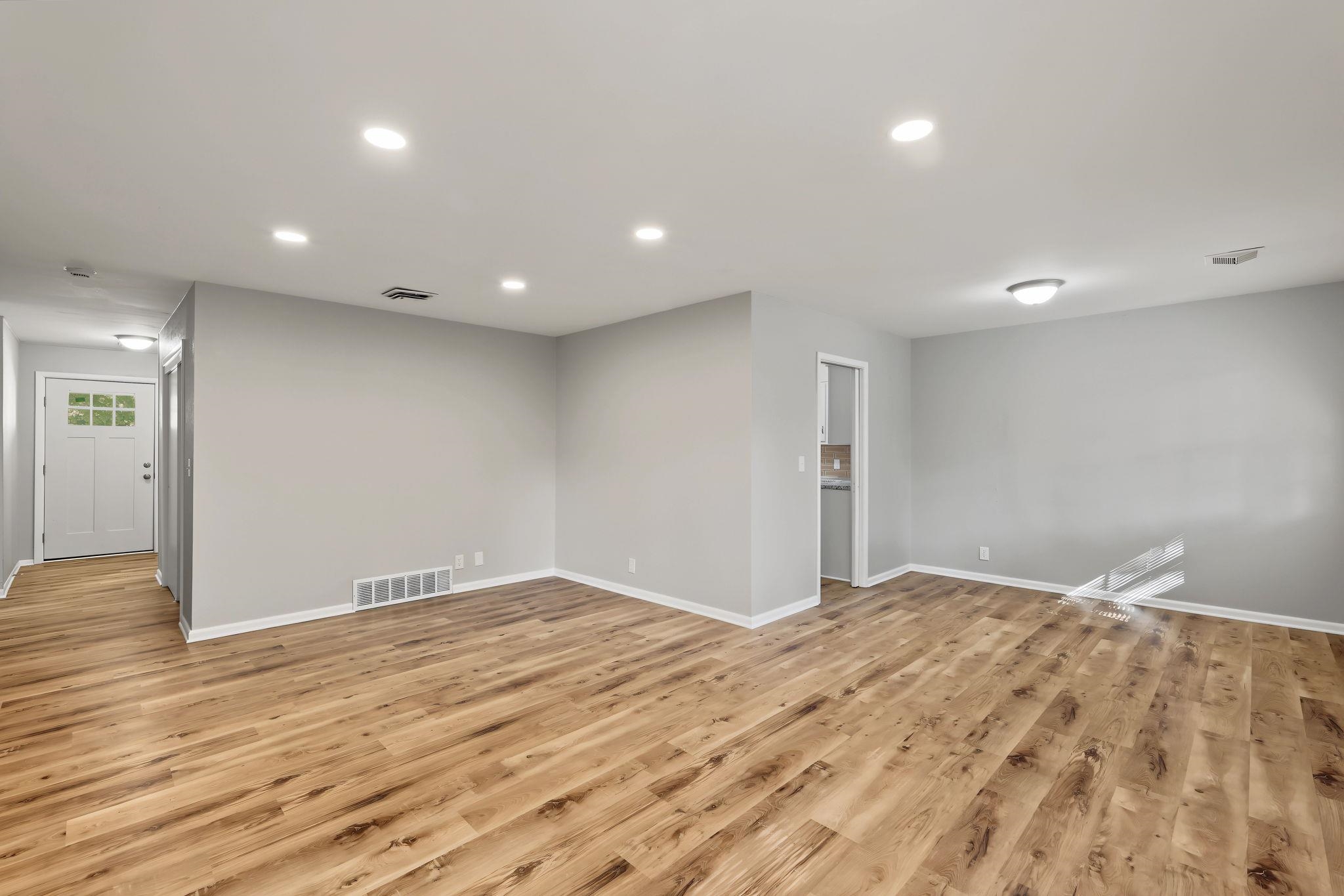 1026 N Kevin Property Photo 12