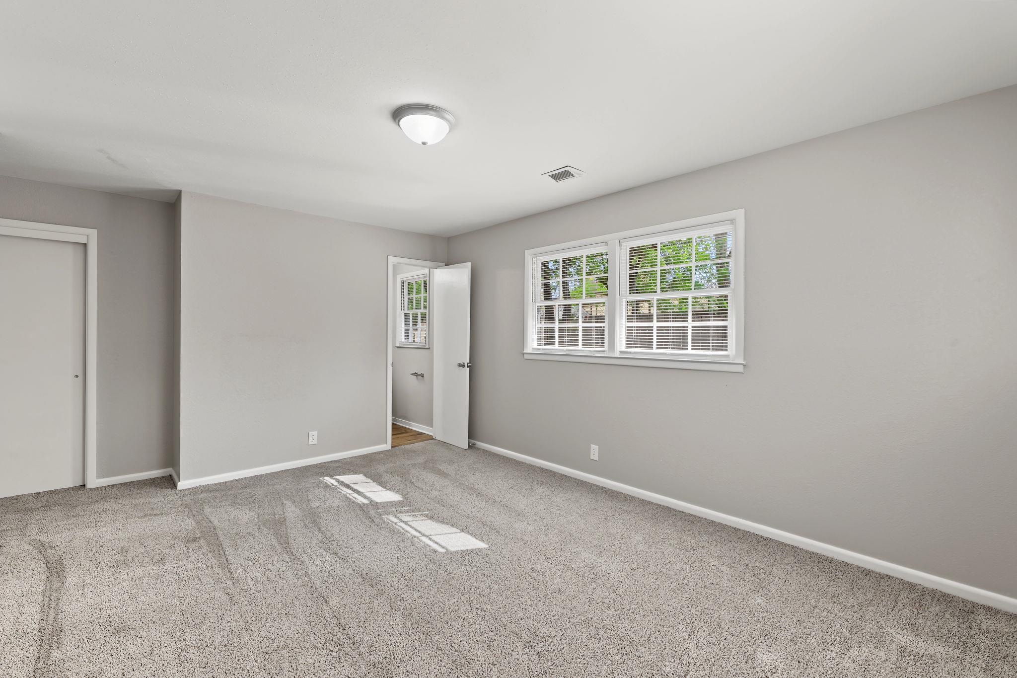 1026 N Kevin Property Photo 23