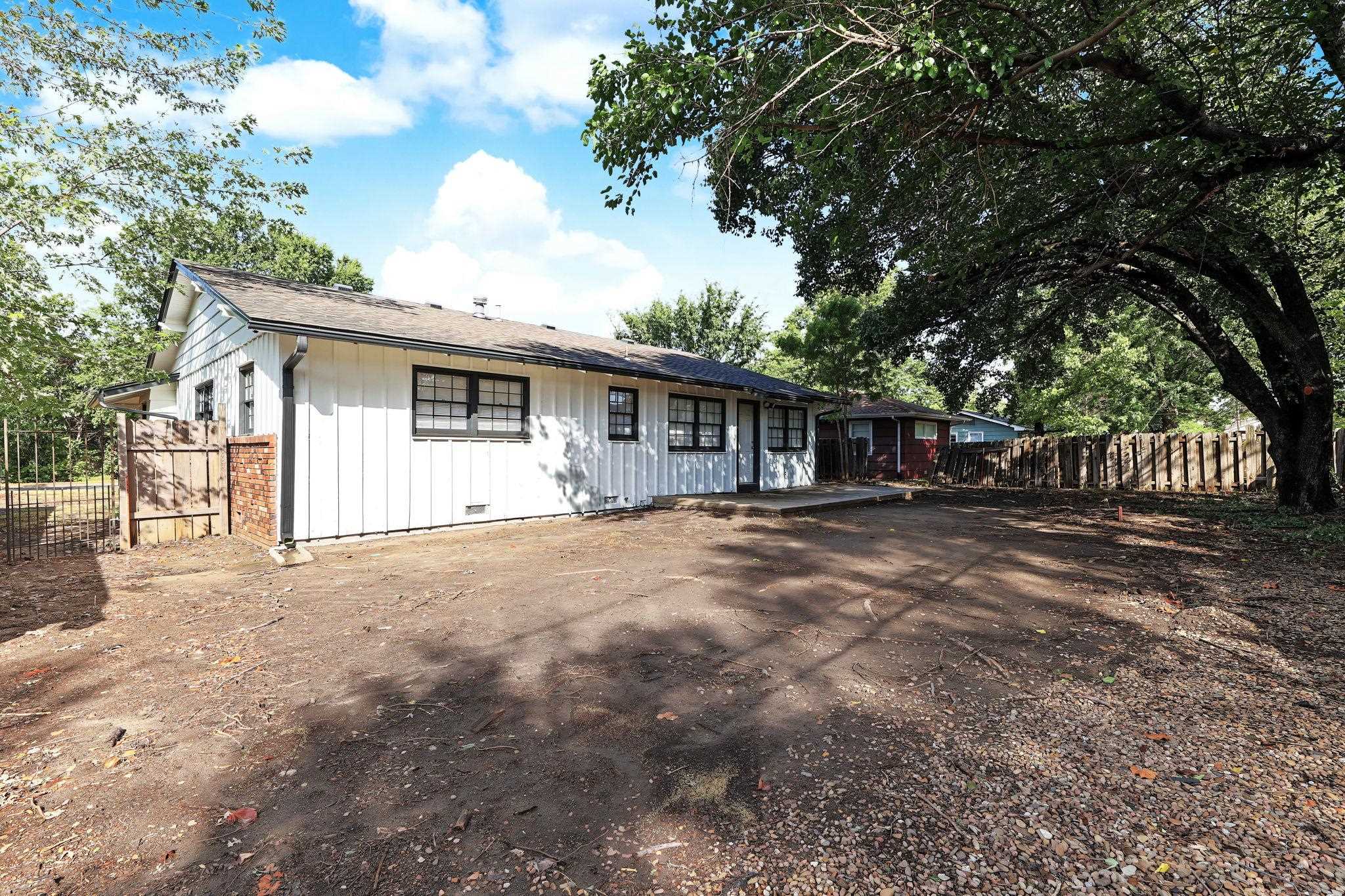 1026 N Kevin Property Photo 29
