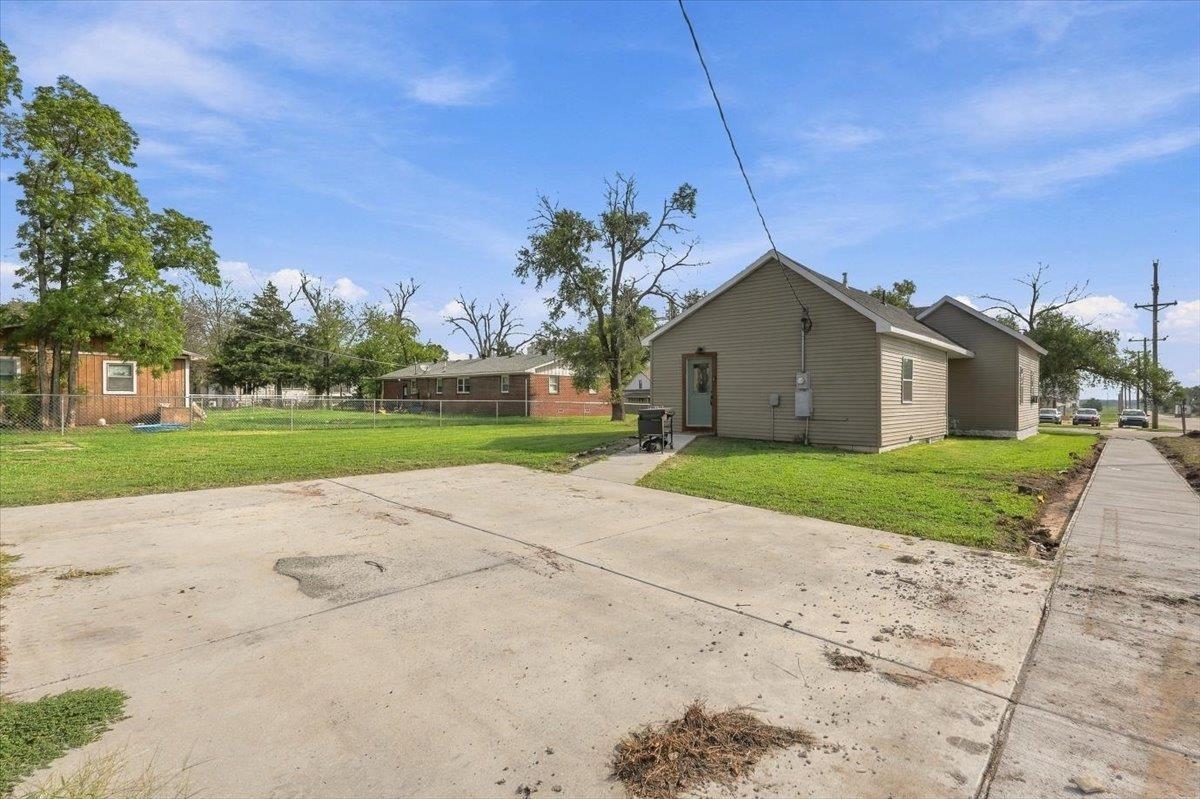 222 S 5th Property Photo 27