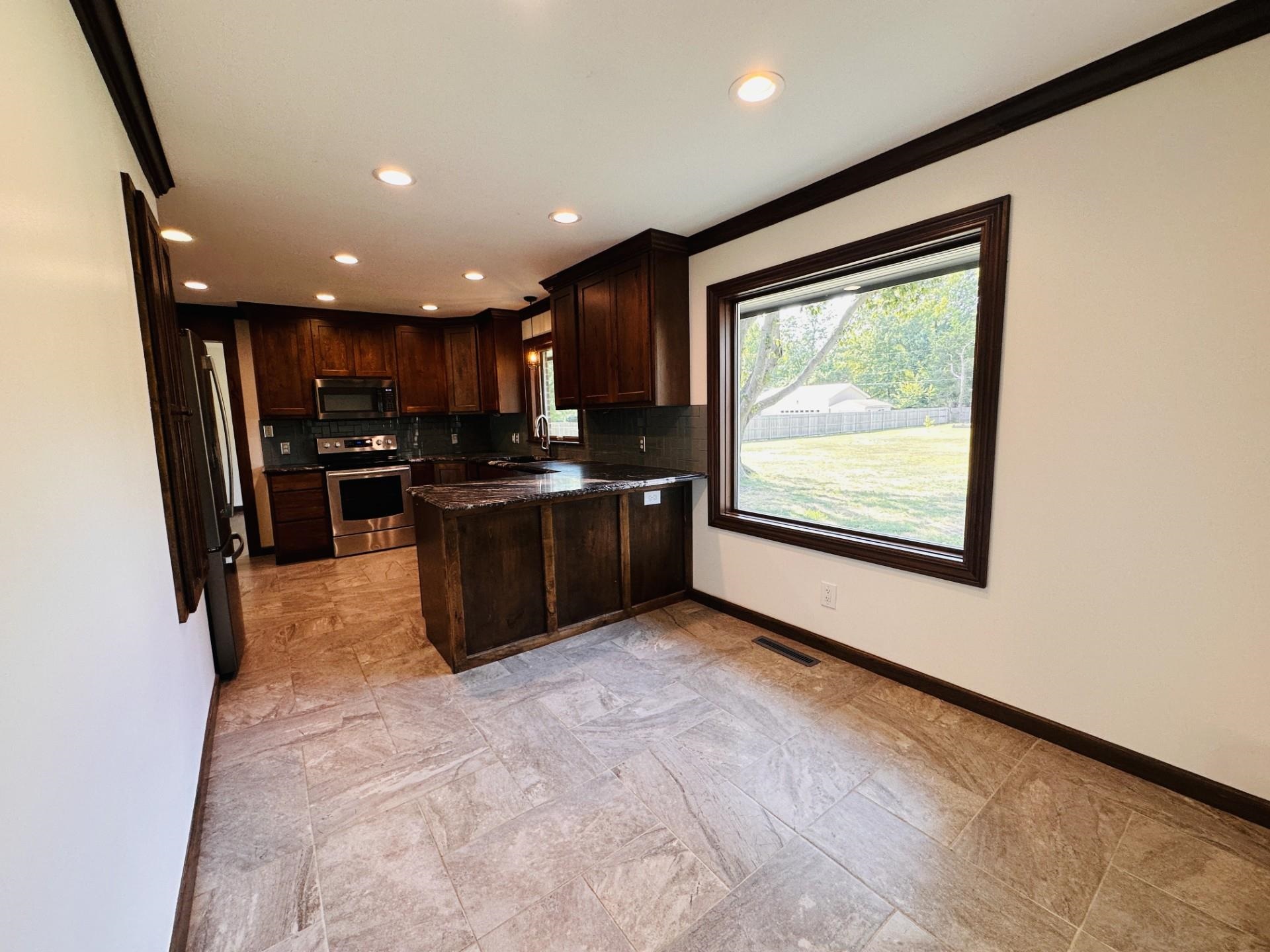 135 S Westfield Property Photo 5