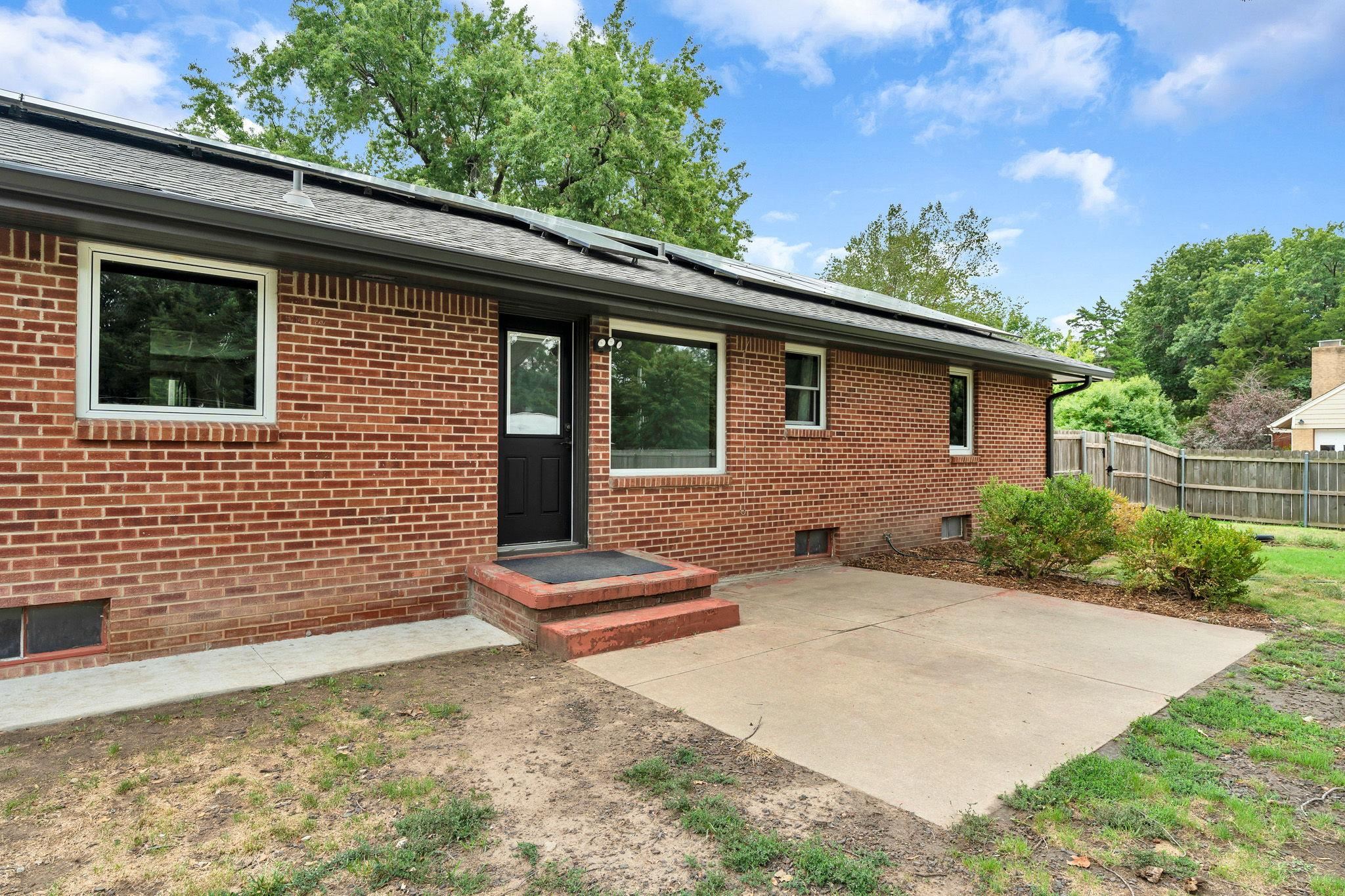135 S Westfield Property Photo 30