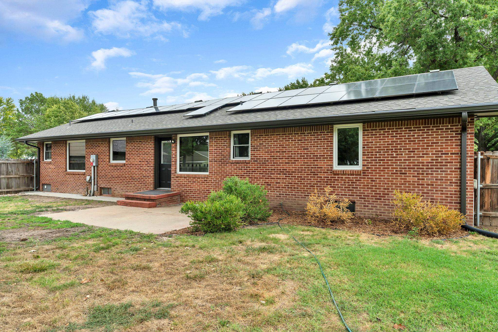 135 S Westfield Property Photo 31