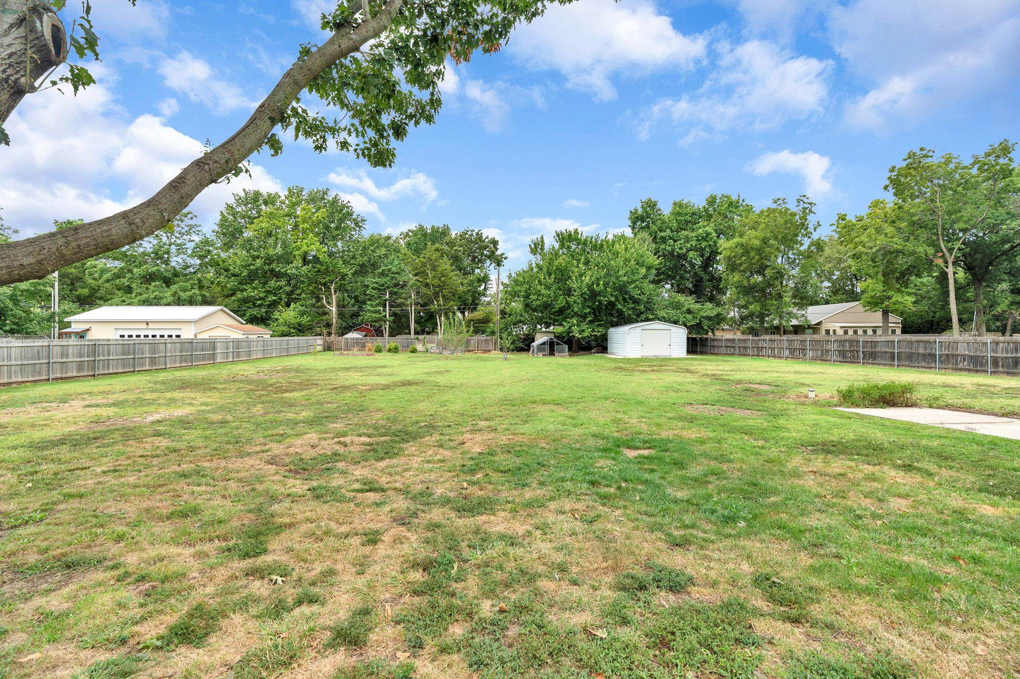 135 S Westfield Property Photo 33