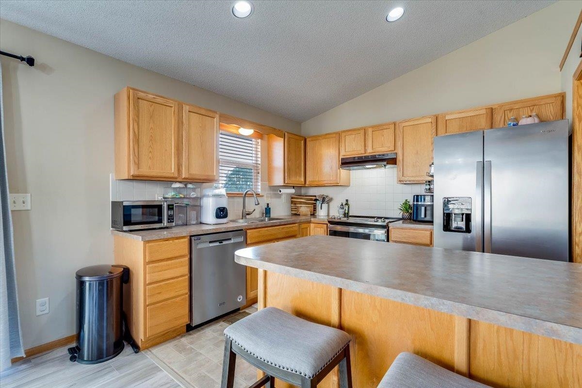2407 E Kite St. Property Photo 16