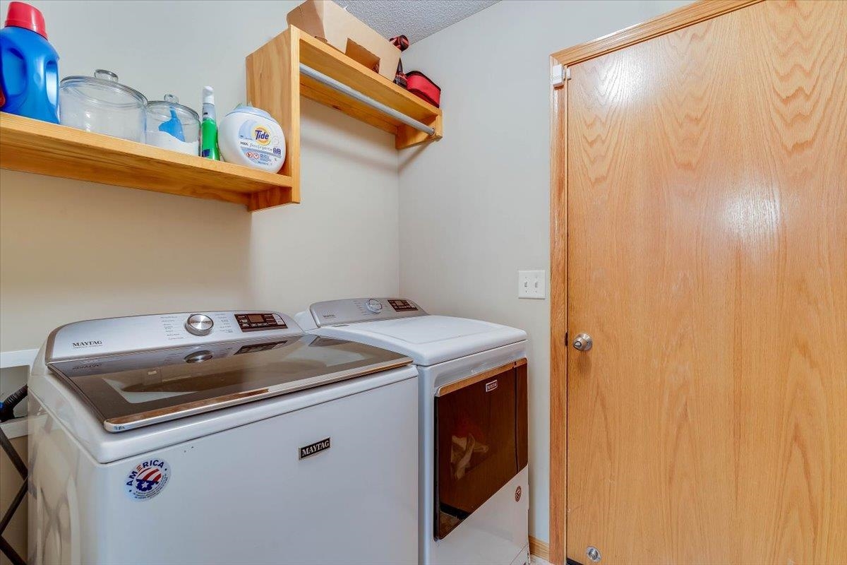2407 E Kite St. Property Photo 21