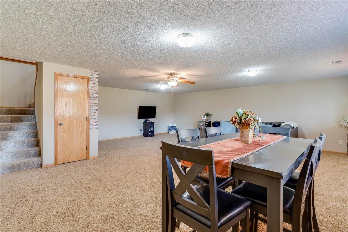 2407 E Kite St. Property Photo 24