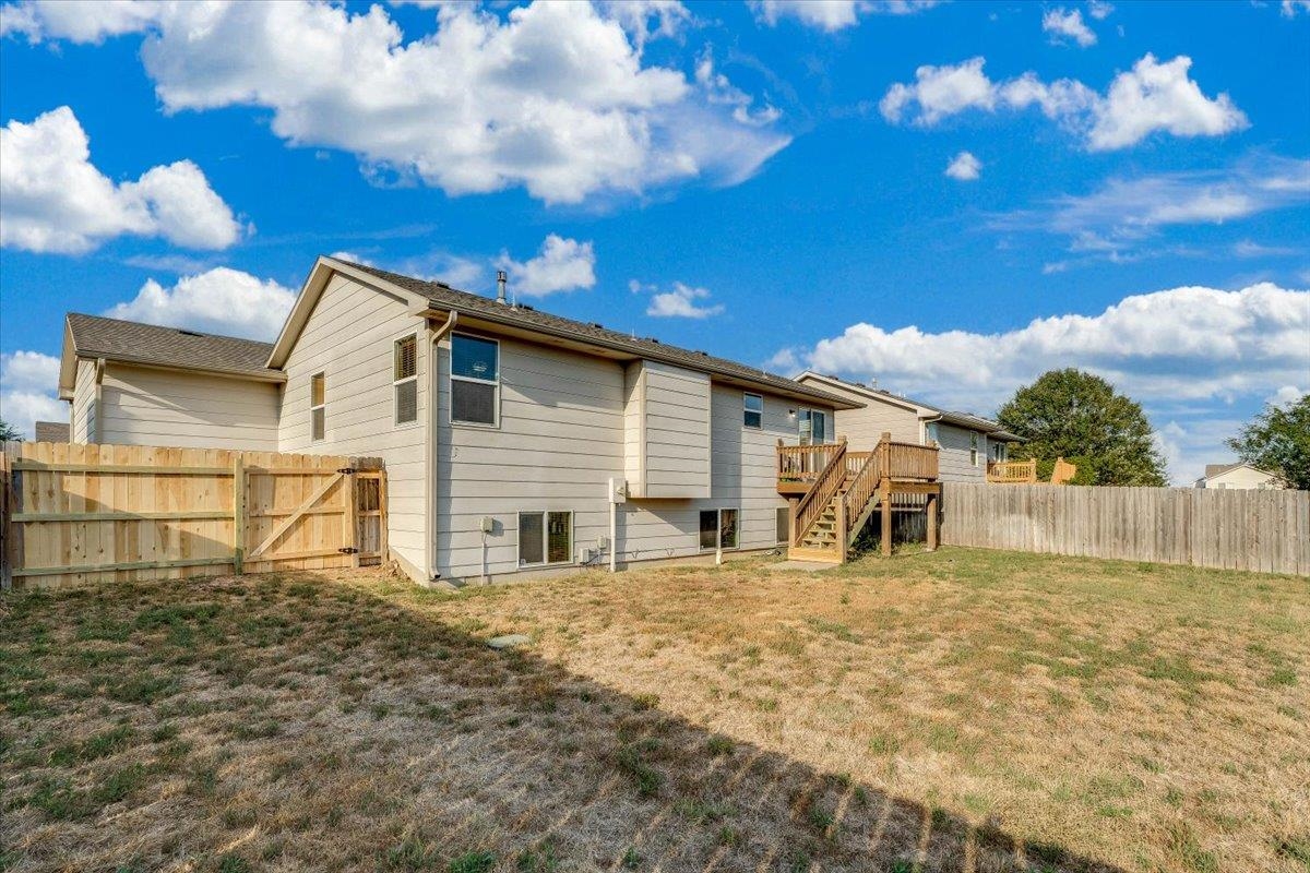 2407 E Kite St. Property Photo 31