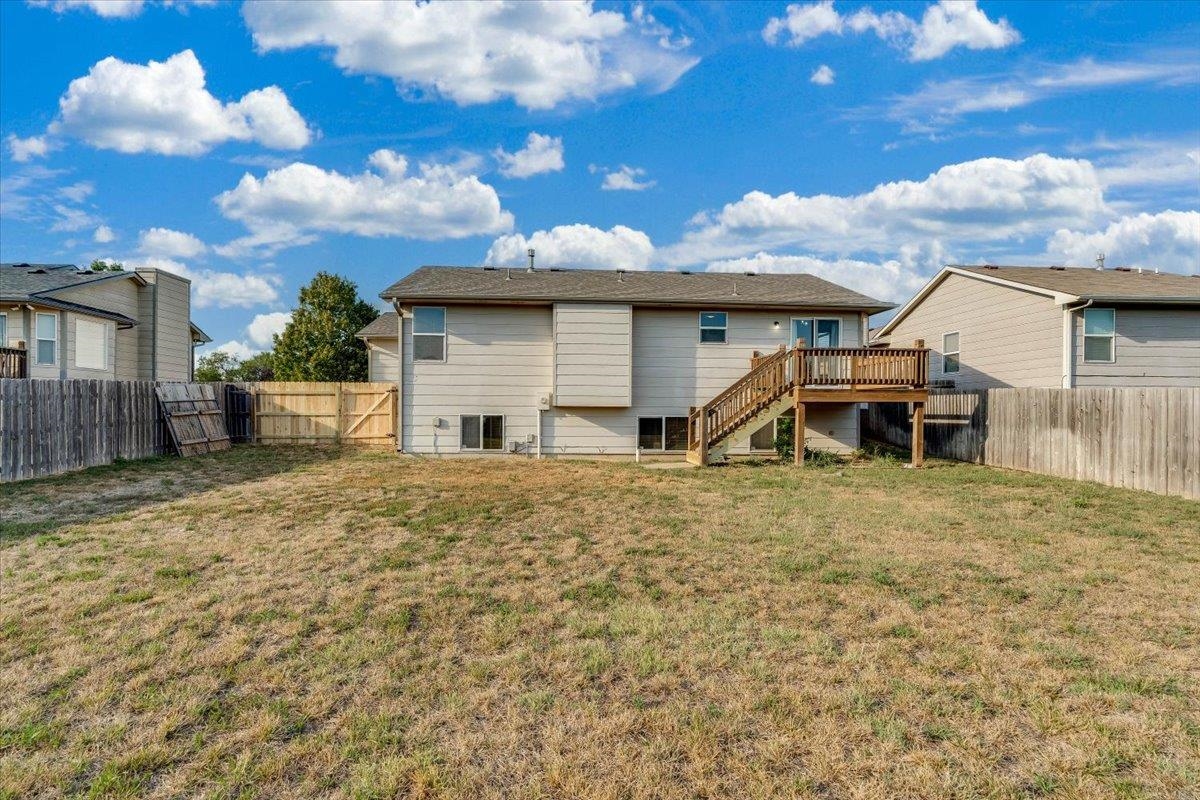 2407 E Kite St. Property Photo 32