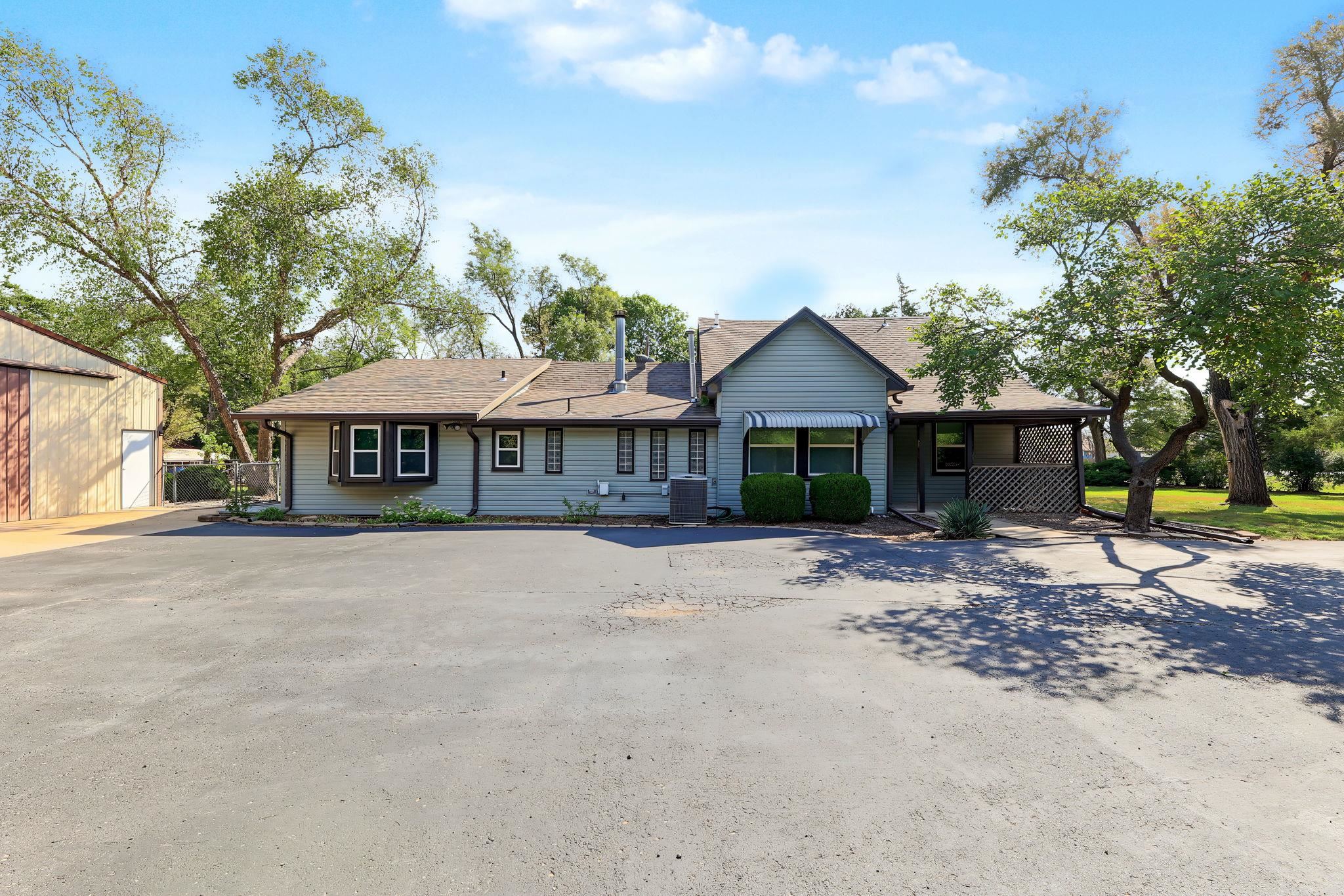 11724 E Pawnee Property Photo 2