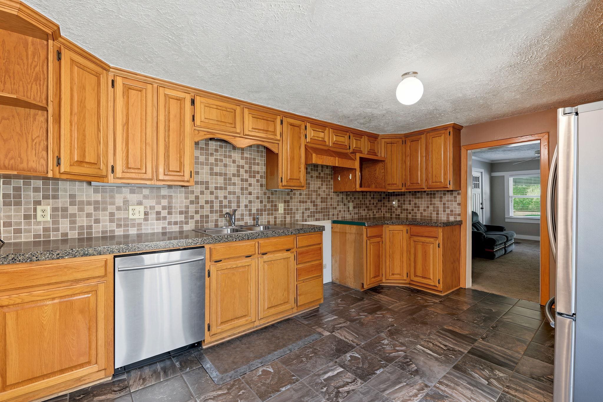 11724 E Pawnee Property Photo 6