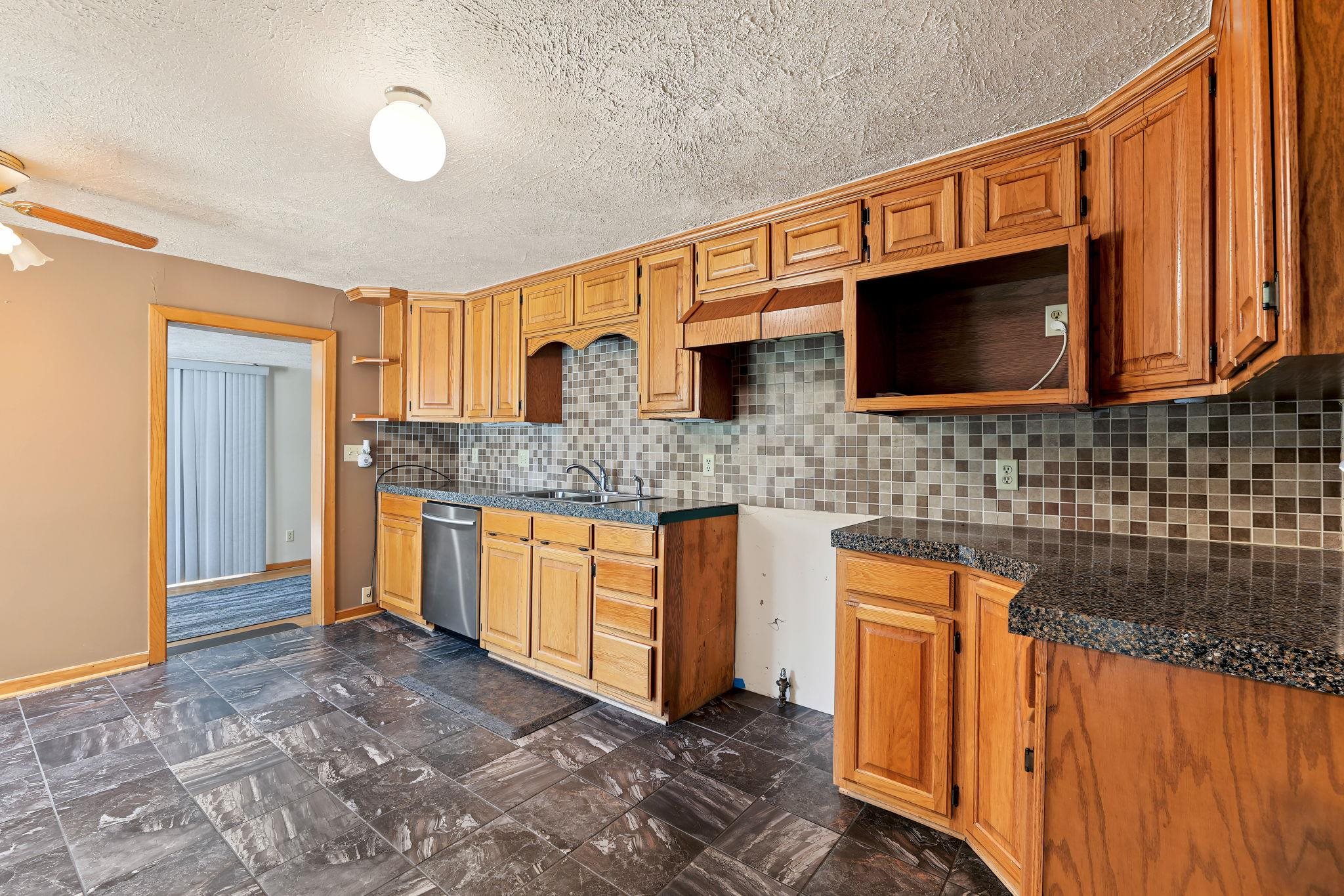 11724 E Pawnee Property Photo 7
