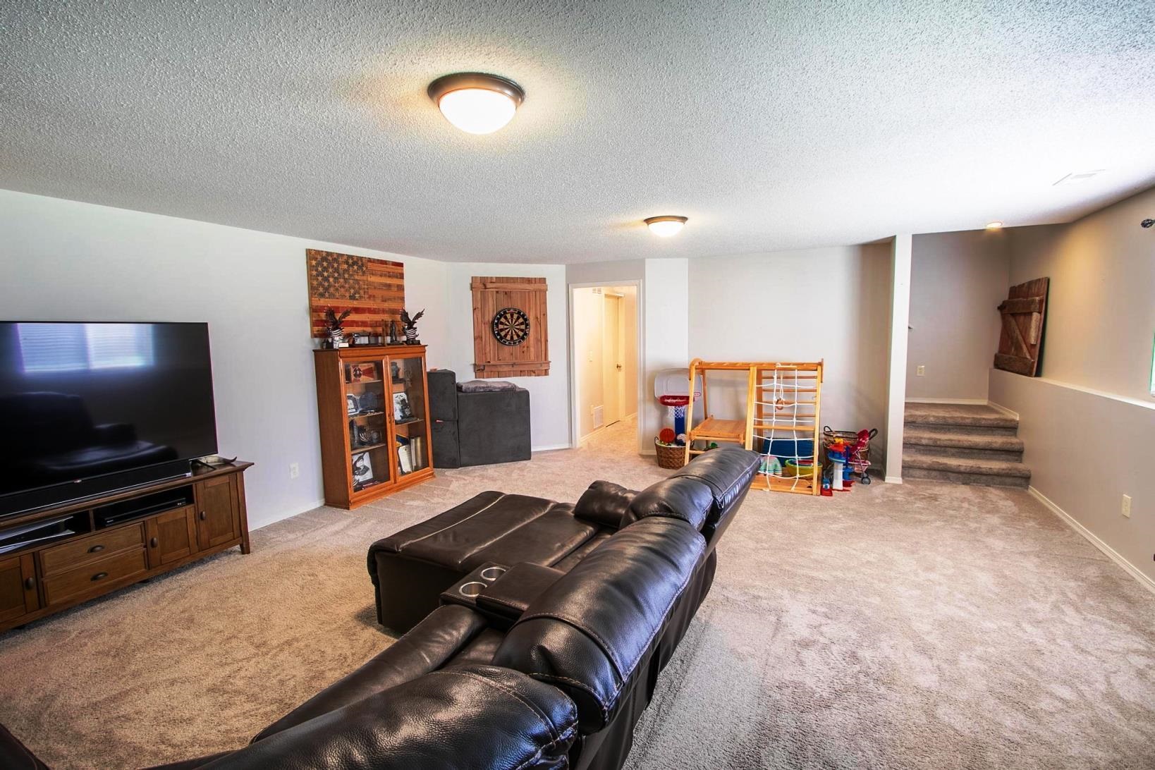1511 E Cedar Tree Property Photo 18