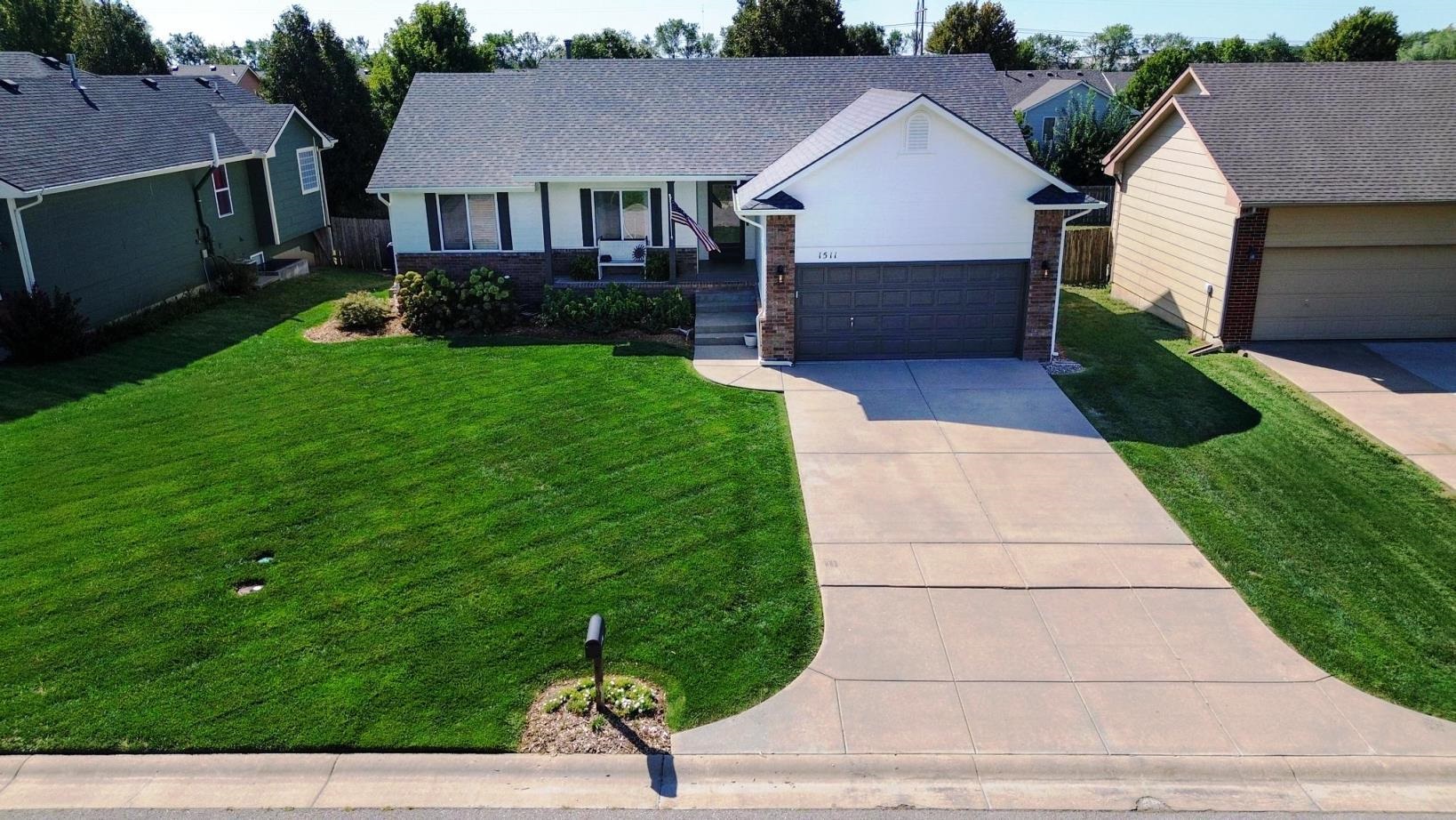 1511 E Cedar Tree Property Photo 22