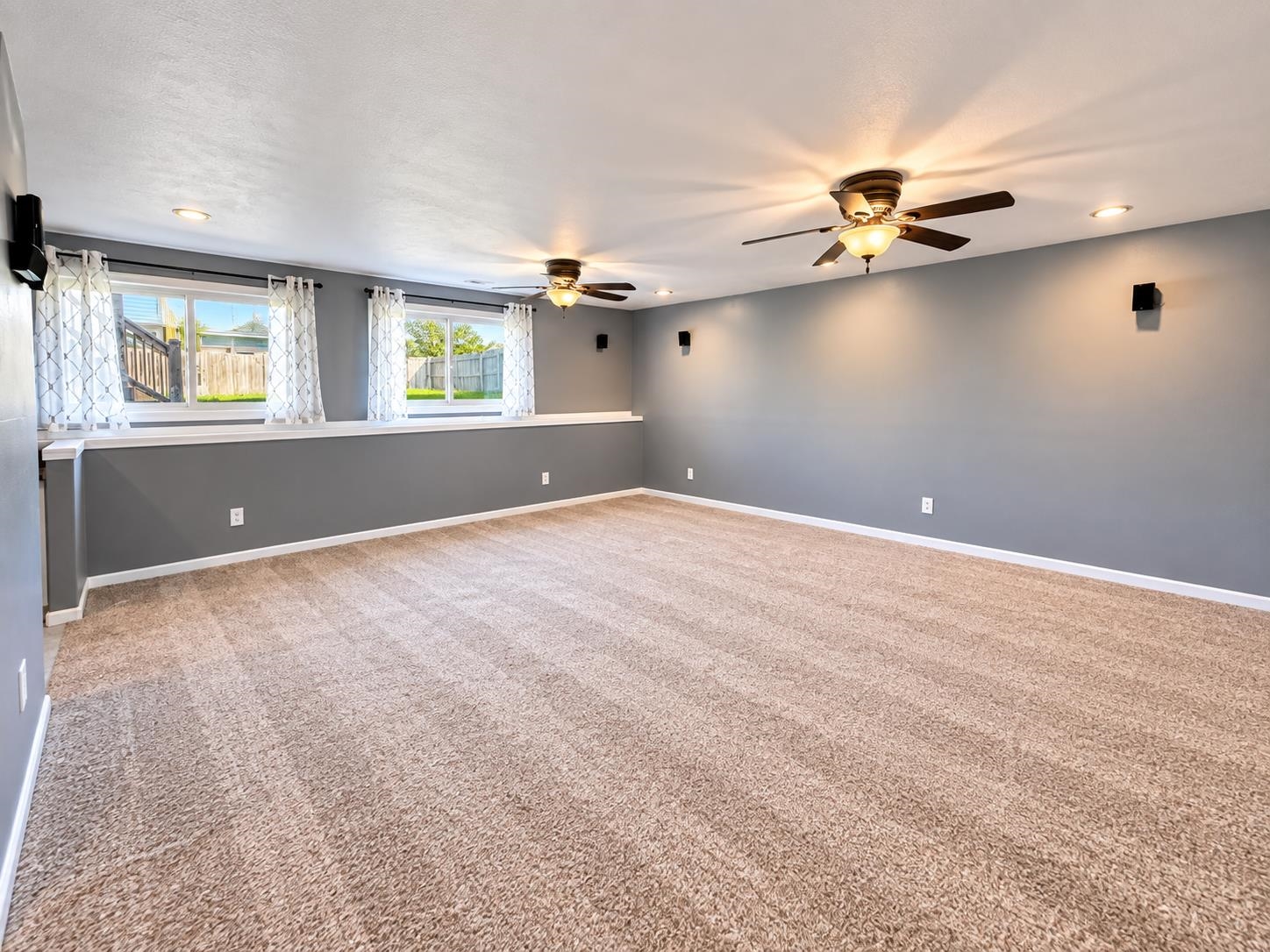 2 Ember Way Circle Property Photo 9