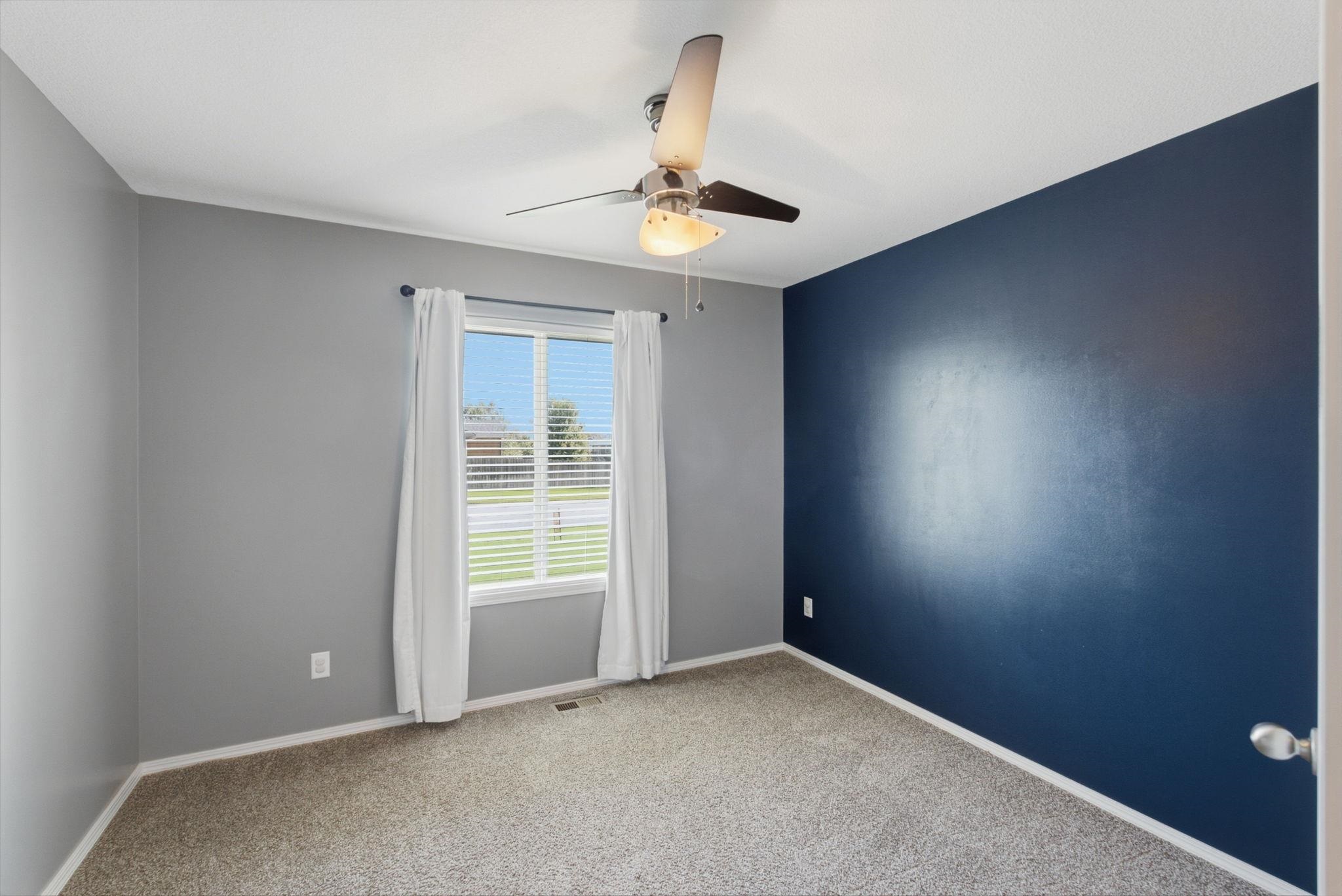 1905 N Kentucky Ln Property Photo 17