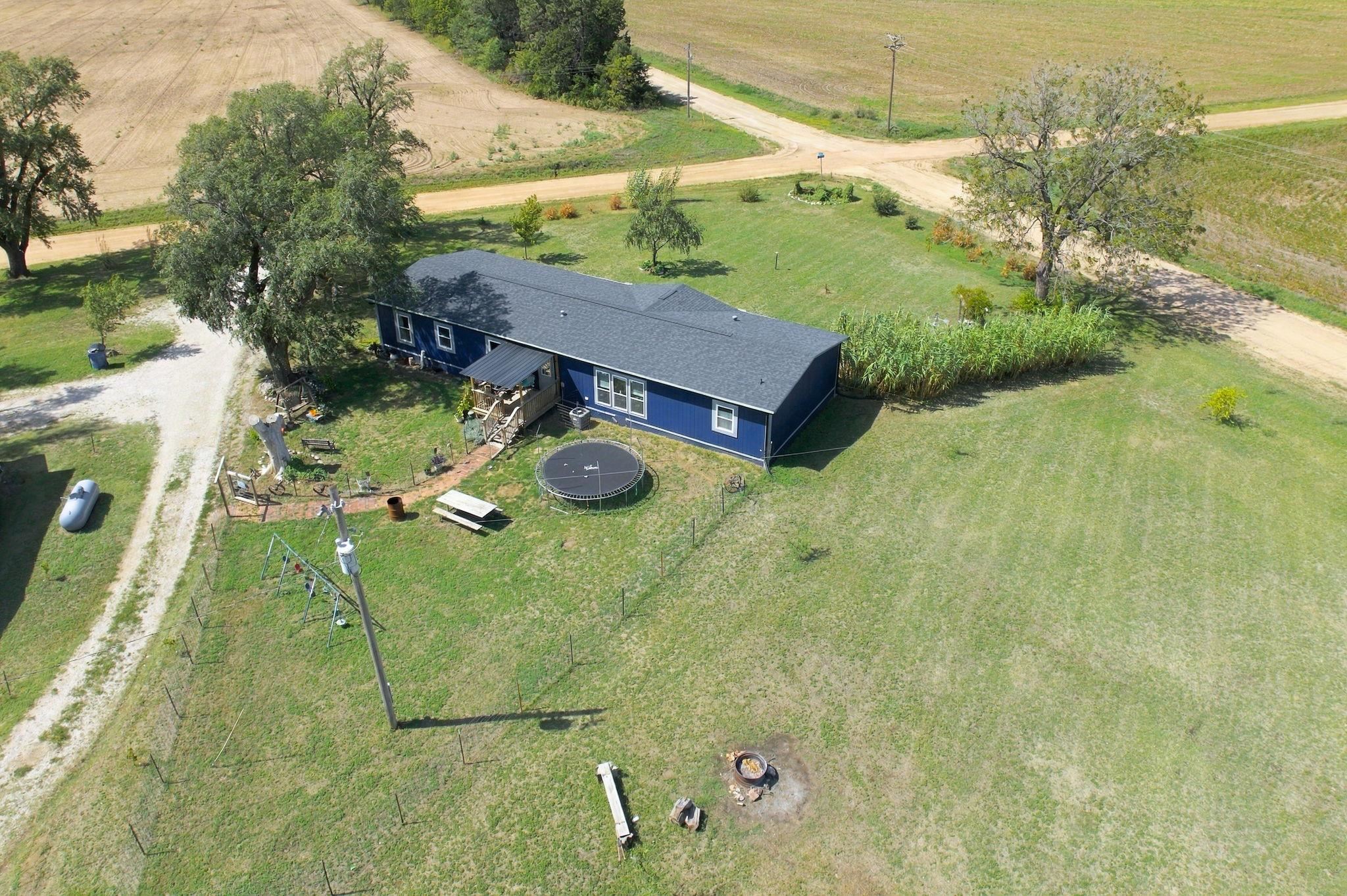 792 N Bluff Property Photo 3