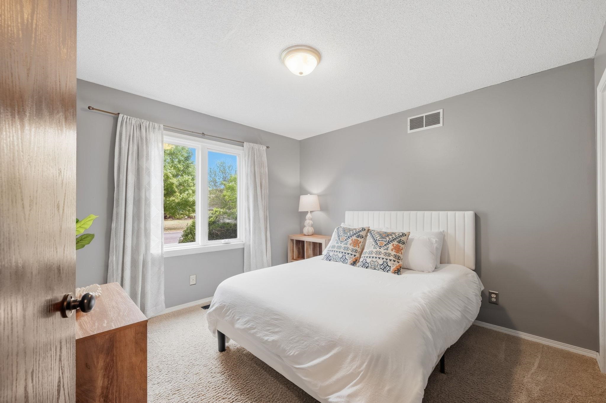 11615 W May St. Property Photo 18