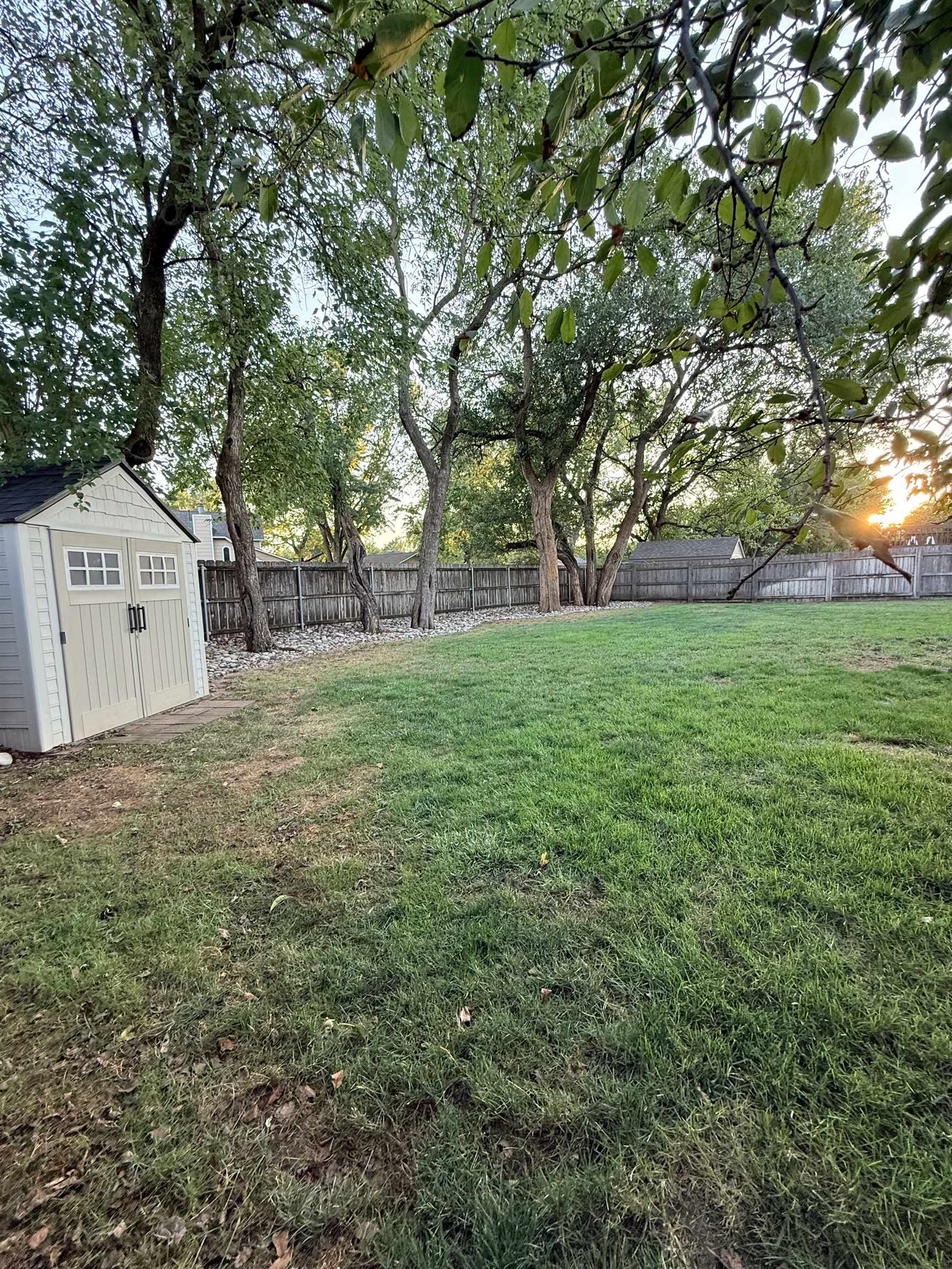 10509 W Westport Property Photo 32